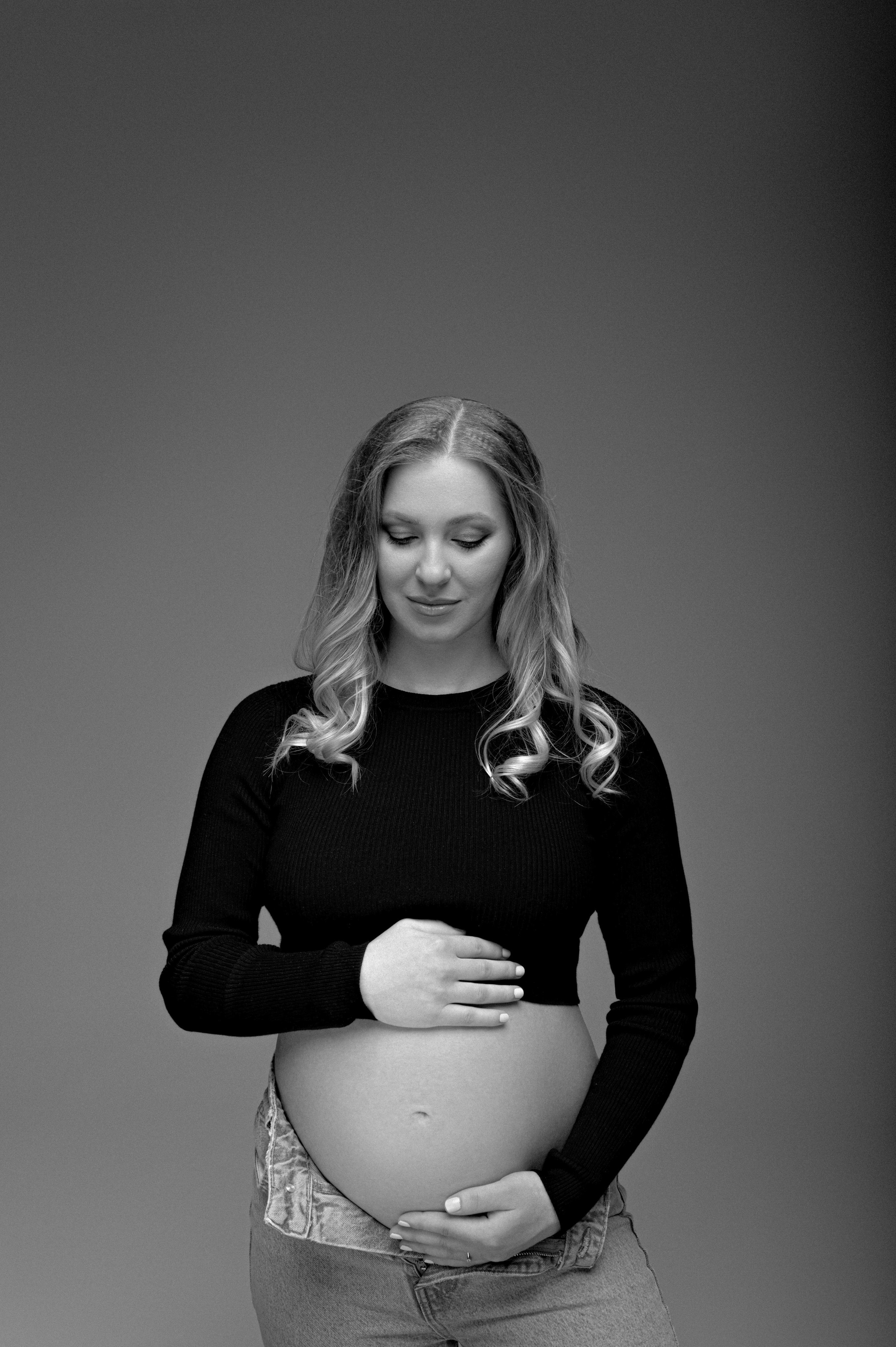 Beata & Peter. Krása tehotenstva v objektíve — Maria Milosovic, tehotenská fotografka