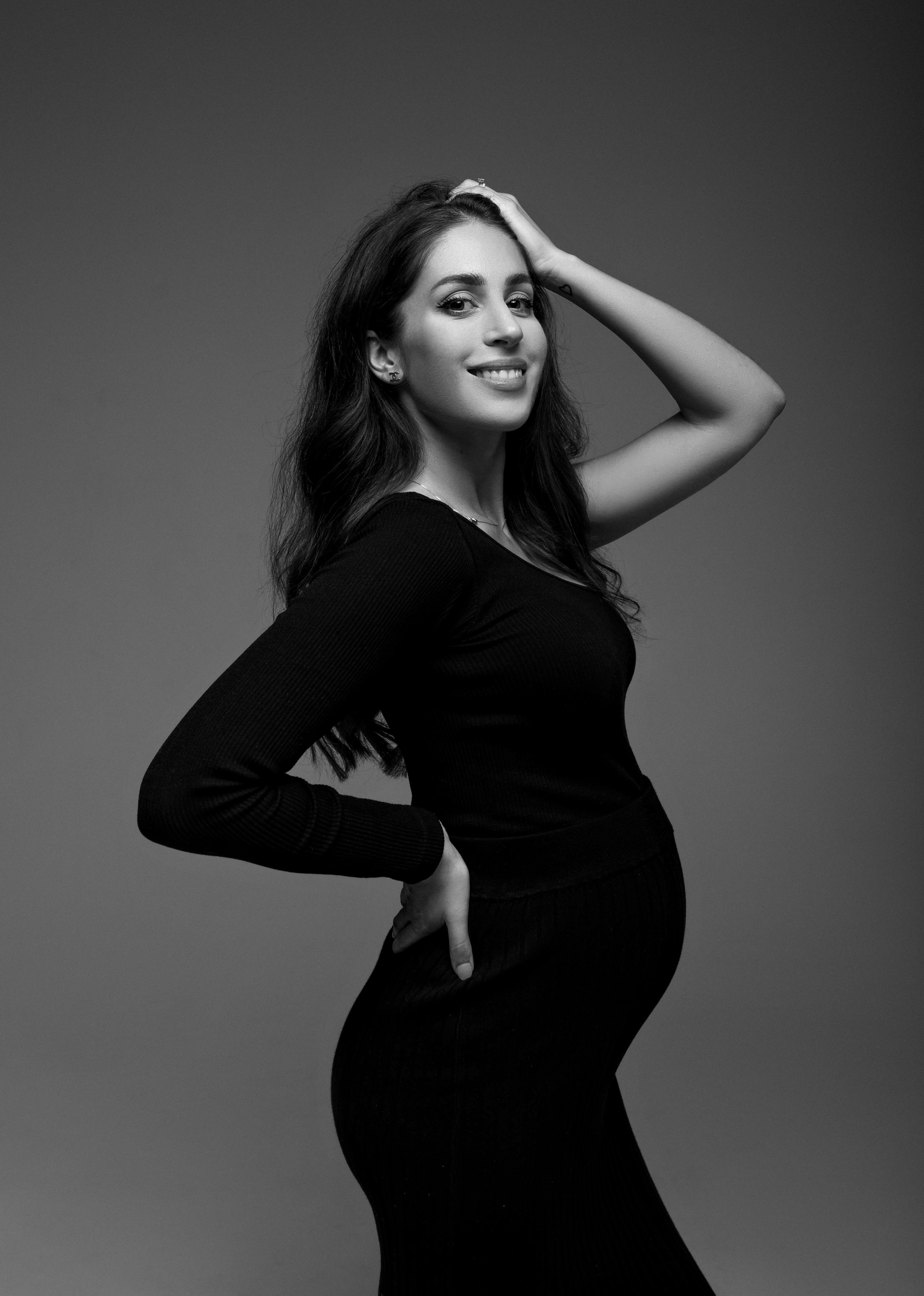 Zuzana & Roman. Krása tehotenstva v objektíve — Maria Milosovic, tehotenská fotografka