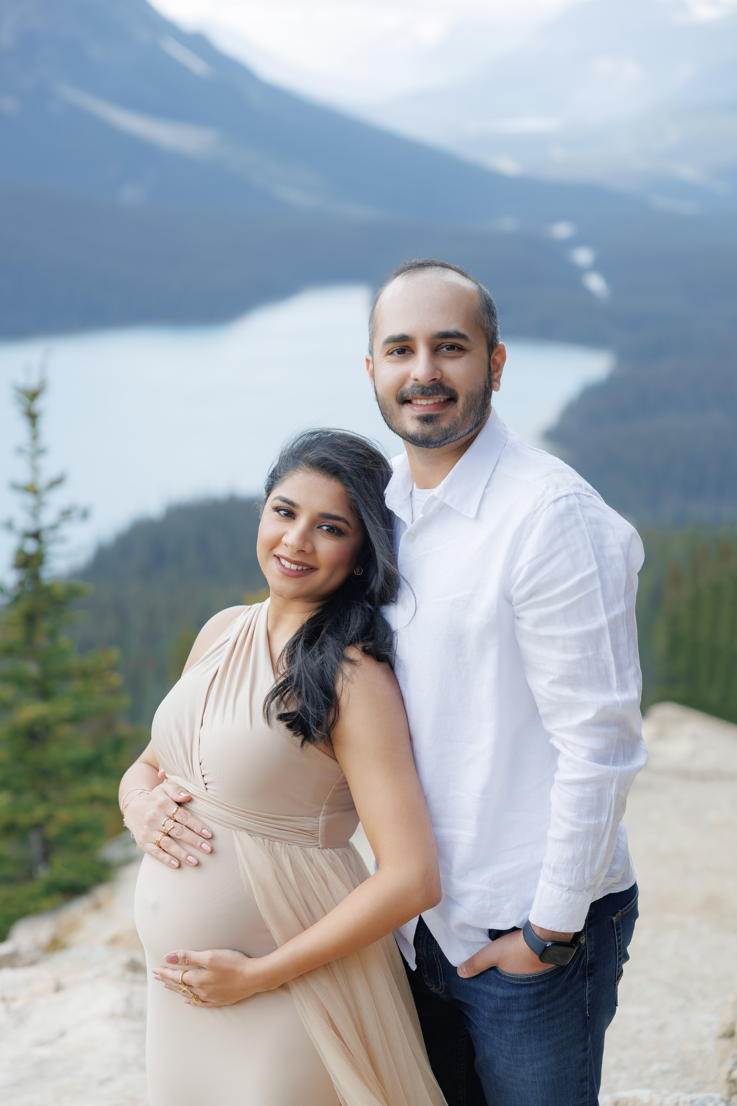 Mountain maternity shoot. Home