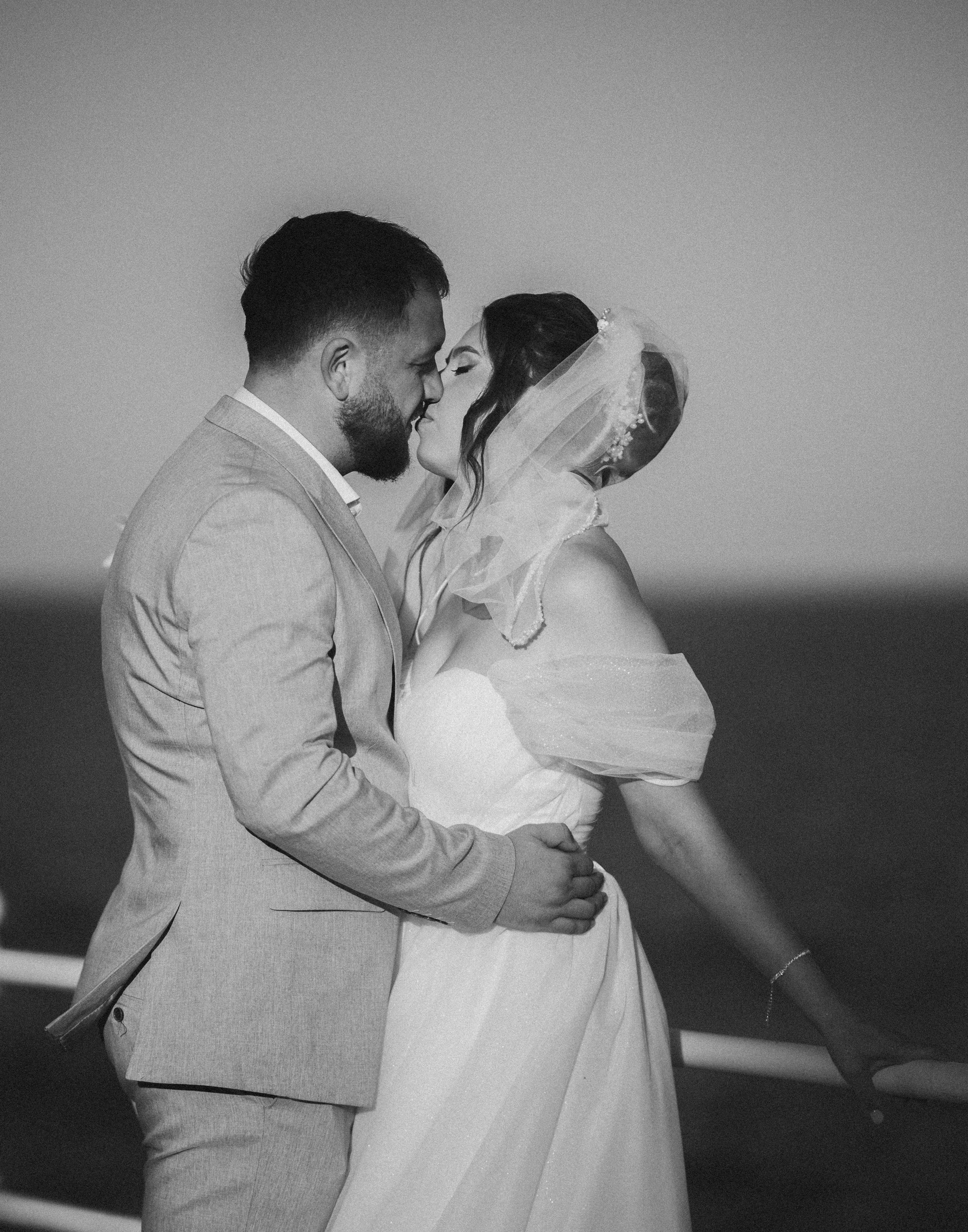 ALEX & RODICA. Fotograf de evenimente si portret!