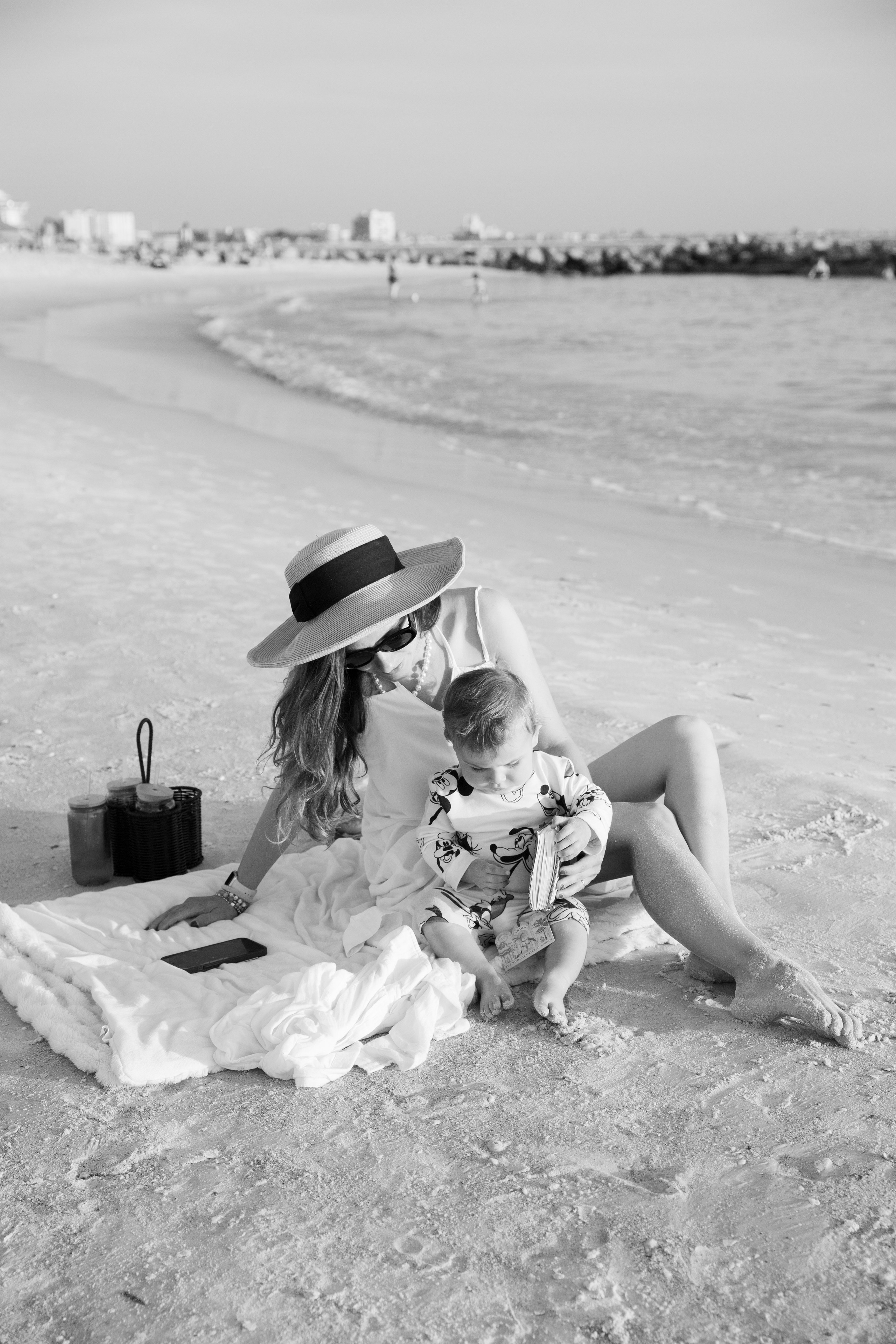 Family photo shoot and love story  tampa florida