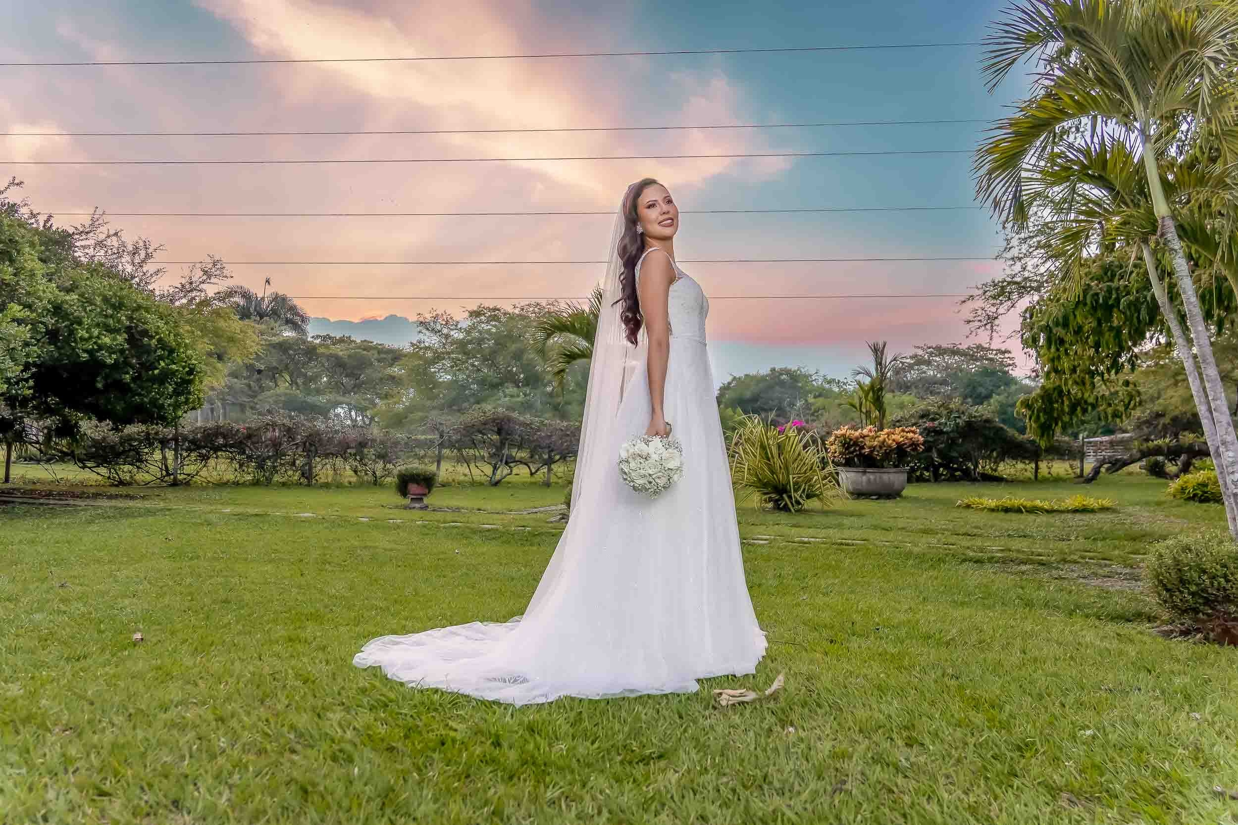 Boda en Cali. Hacienda el Castellazo - Maria José & Sebastián. Karen Ortiz Photography / Fotógrafo profesional en Cali - Colombia