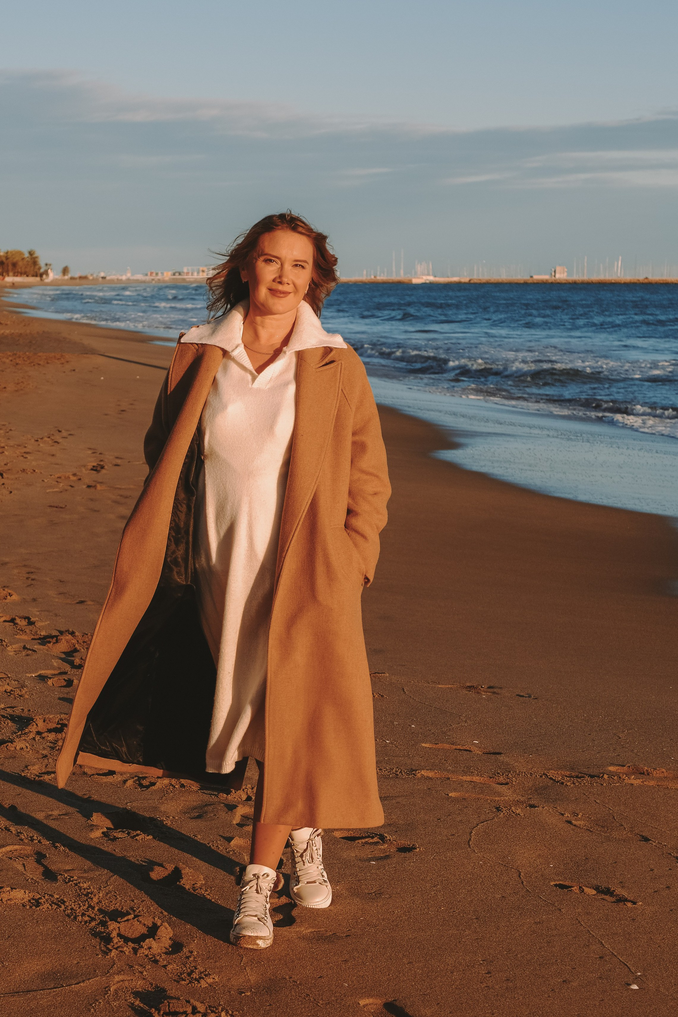 Sesión familiar en Navidad. Fotografía profesional en Calafell - Elena Medvedeva