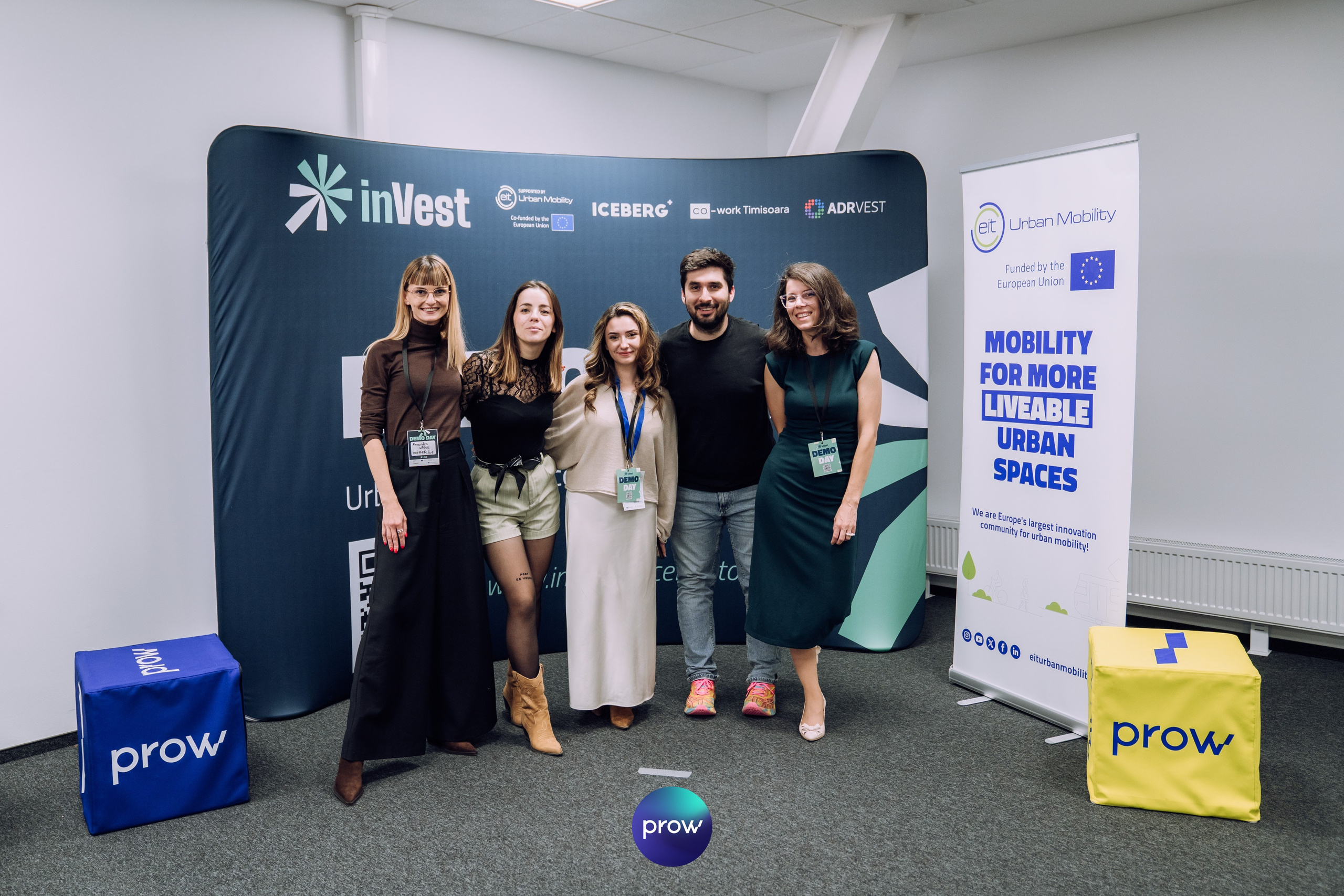 InVest DemoDay @ Cowork. Cozac Cristian Photographer