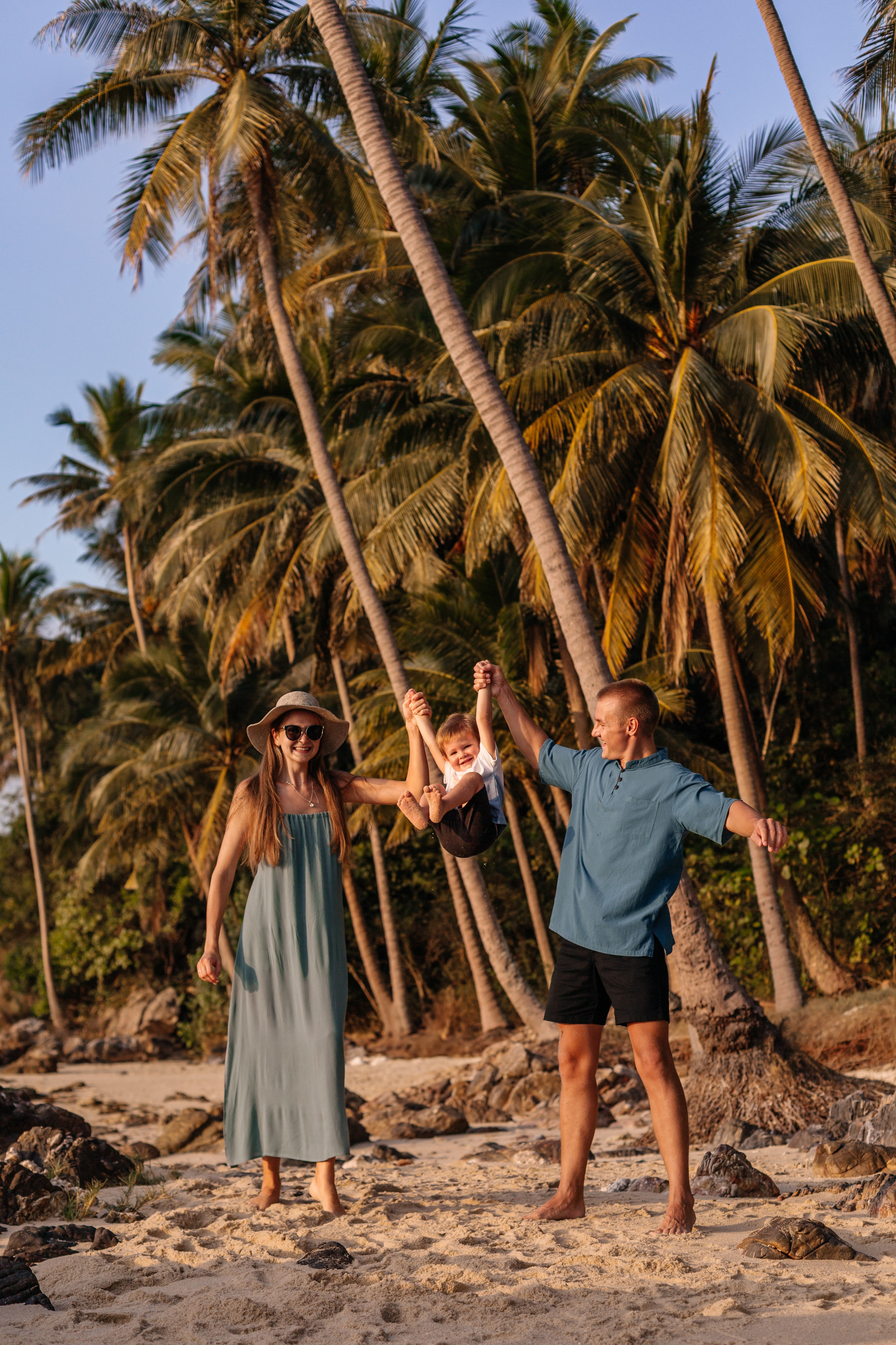Family -Taling Ngam beach 01.03.2025. Фотограф на Самуи — Фотосессия на Самуи — Фотограф Ксения Шумейко
