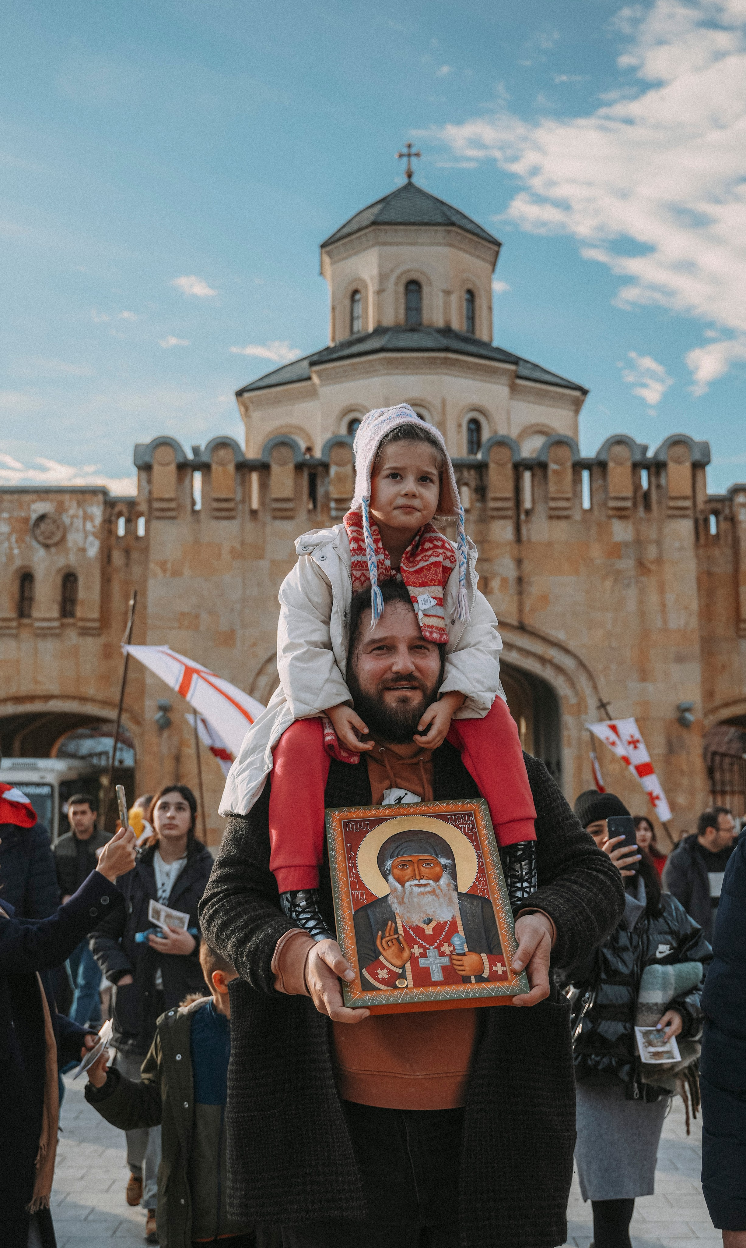 ТБИЛИСИ 2023-2024. Стрит-фотография, полная абсурда, идиотизма и красоты