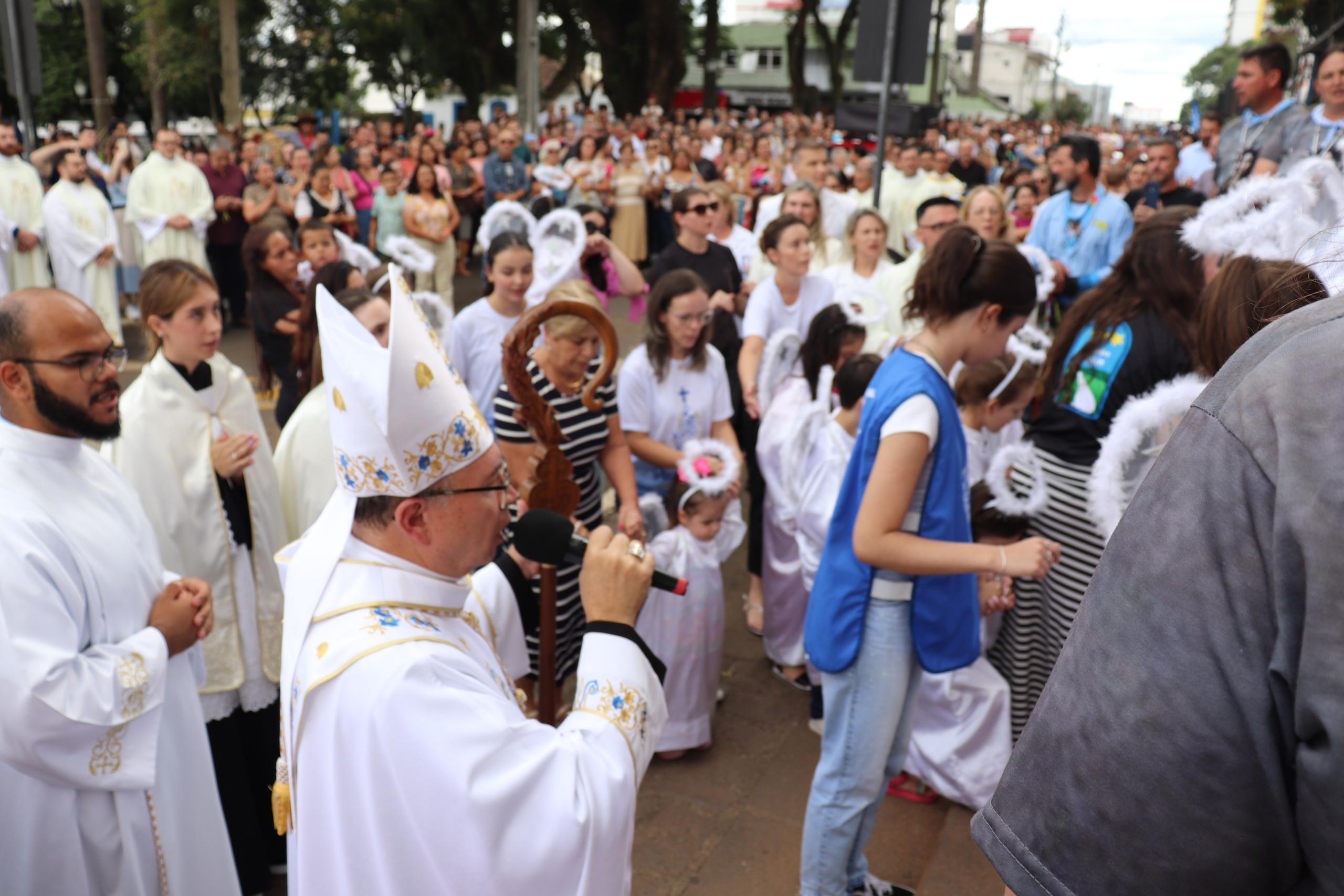Peregrinação Nossa Senhora de Belém. Handa Produções