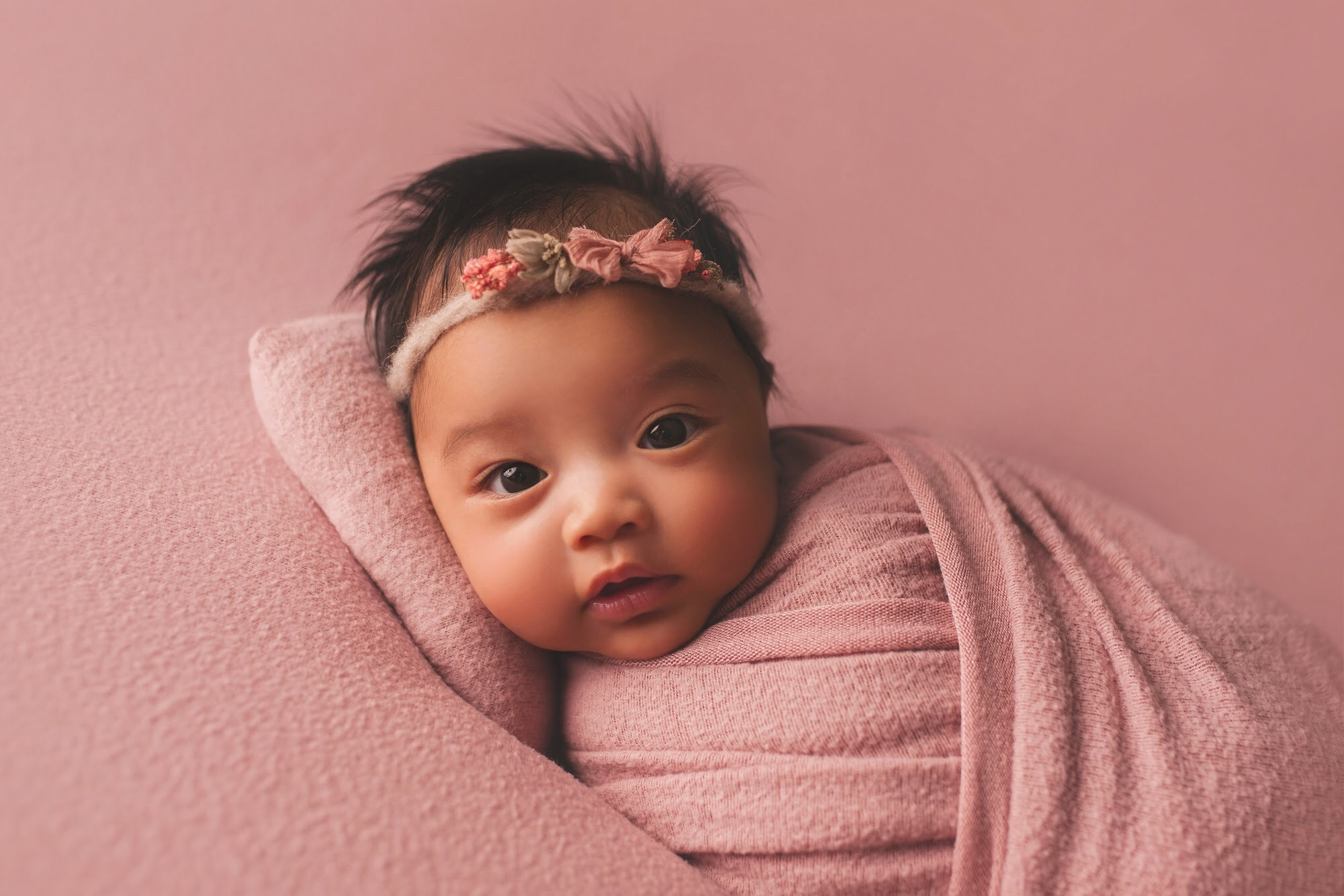 Ottawa Newborn and Baby Newborn Photographer Elena Helali