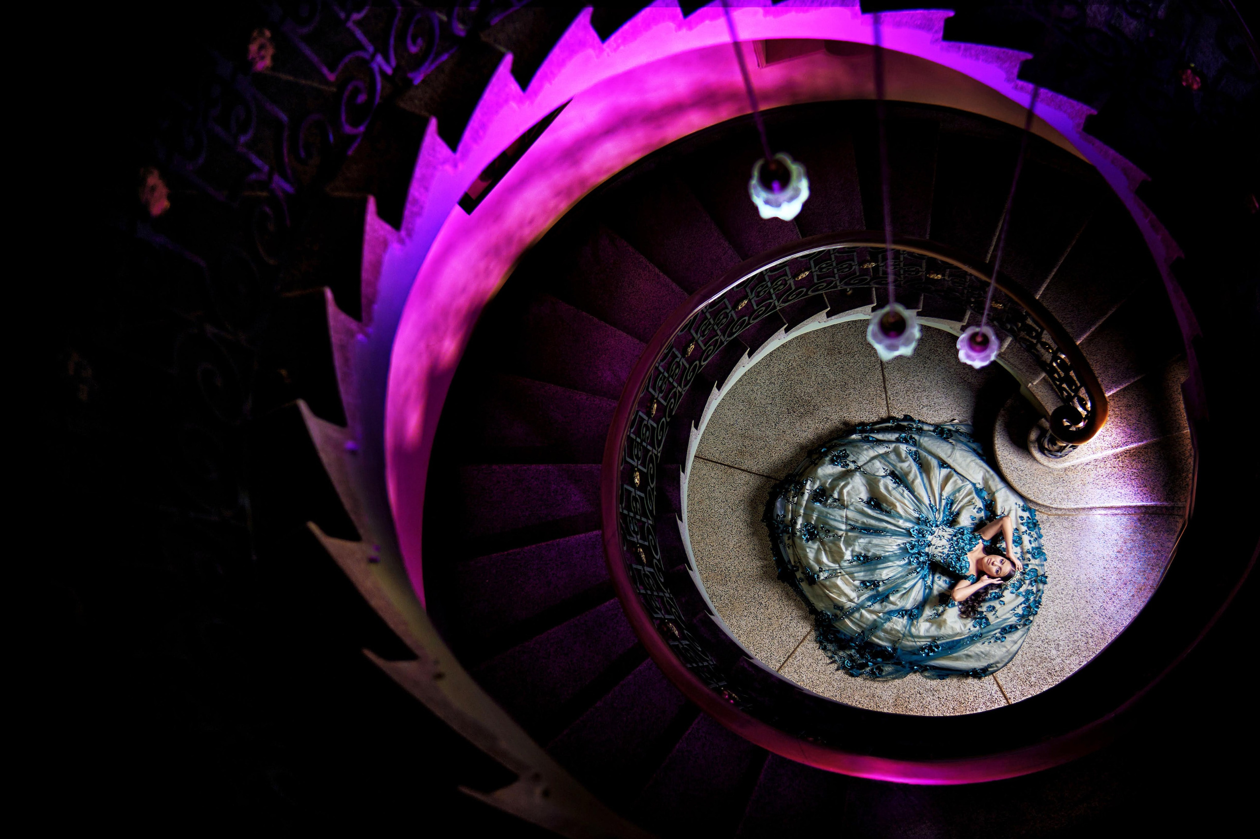 Mis 15 | Sesiones de Fotografía Modernas. Wedding Photography & Videography by ZZ Hendrick | Capturing Your Love Story in Colombia & USA