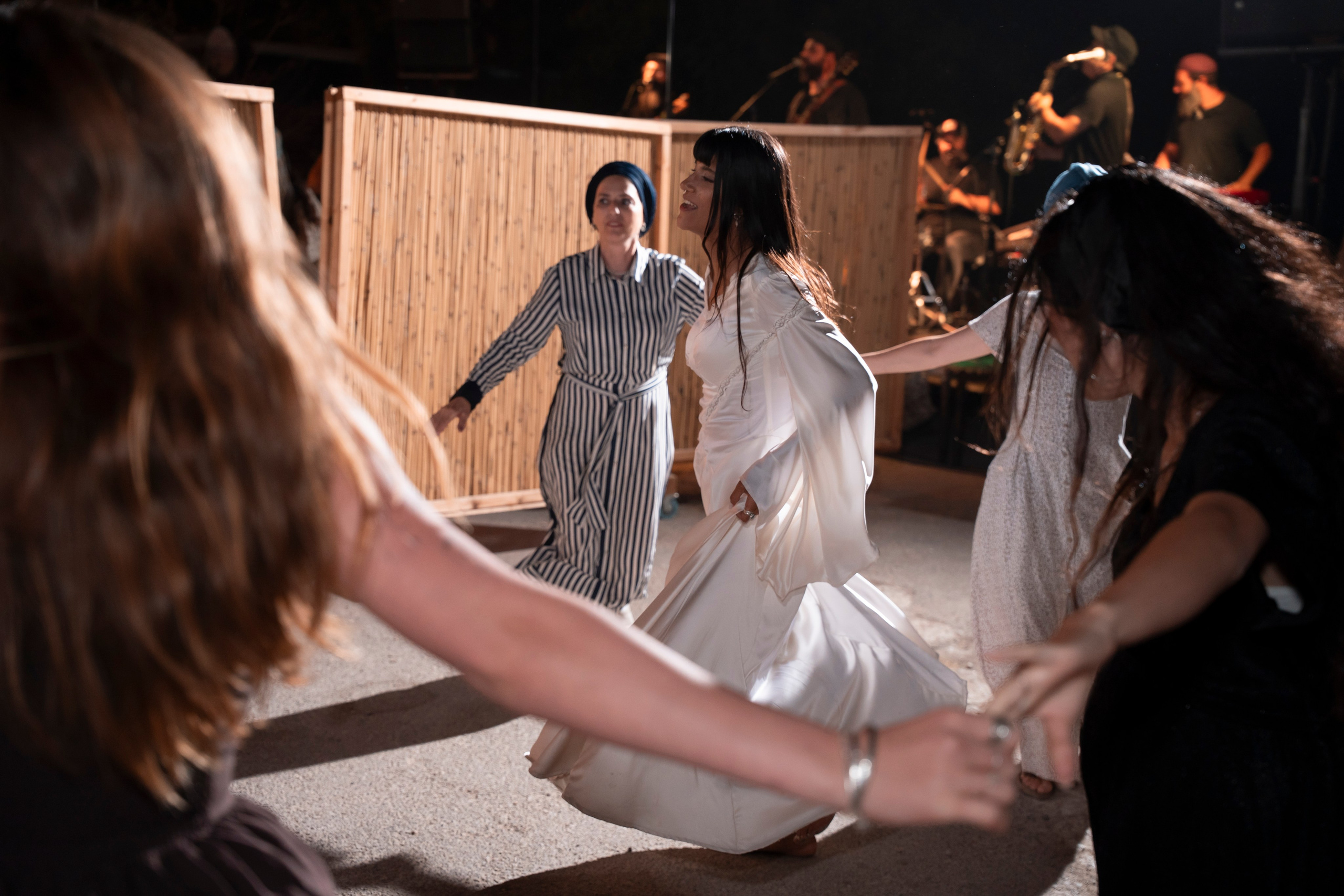 עדן ושלהבת. יוסף מזרחי צילום חתונה, ברית וזוגיות. צלם מקצועי שאוהב להוציא אתכם הכי יפים ברגעים הכי מרגשים