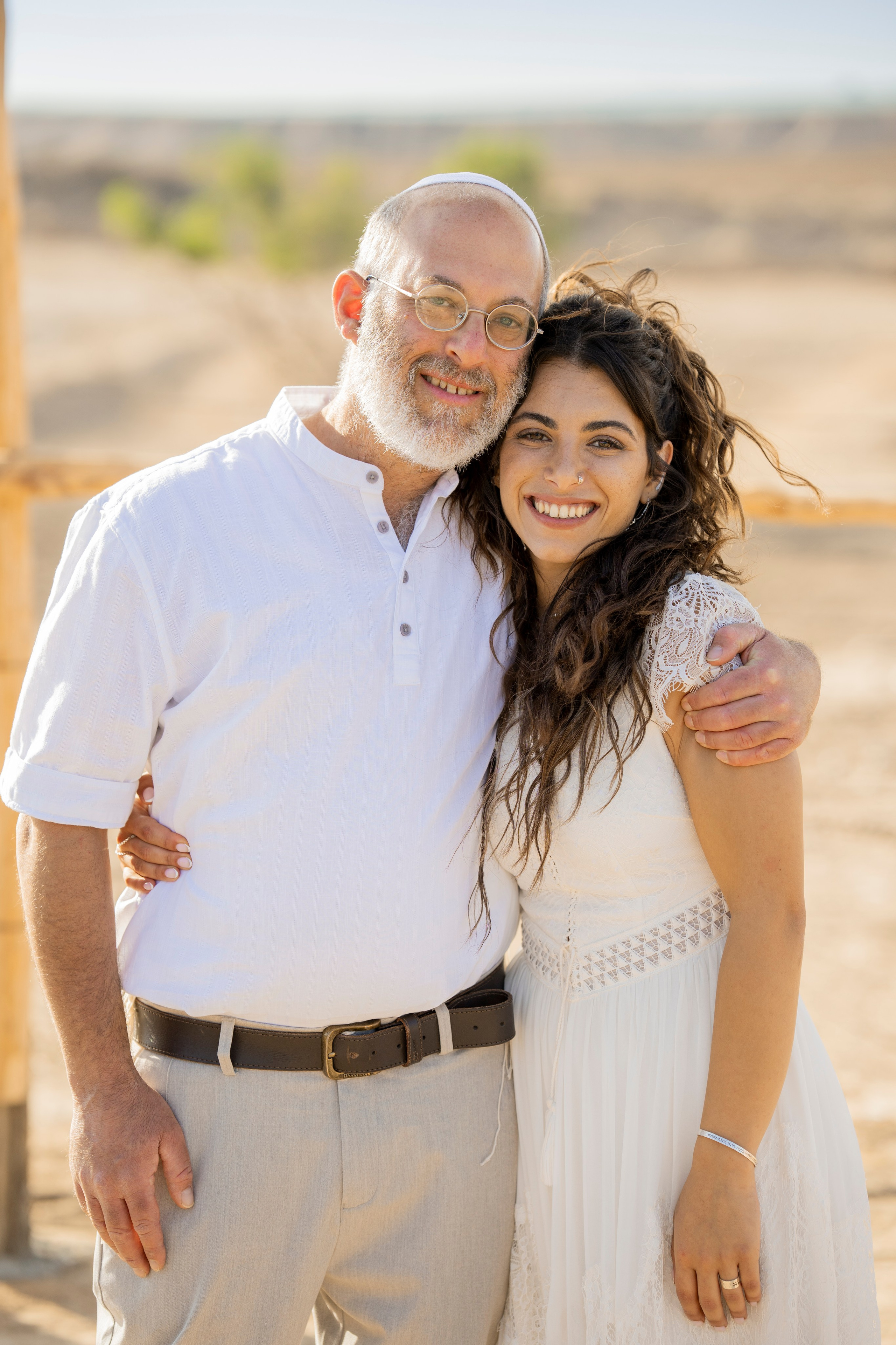אביה ואחיה. יוסף מזרחי צילום חתונה, ברית וזוגיות. צלם מקצועי שאוהב להוציא אתכם הכי יפים ברגעים הכי מרגשים