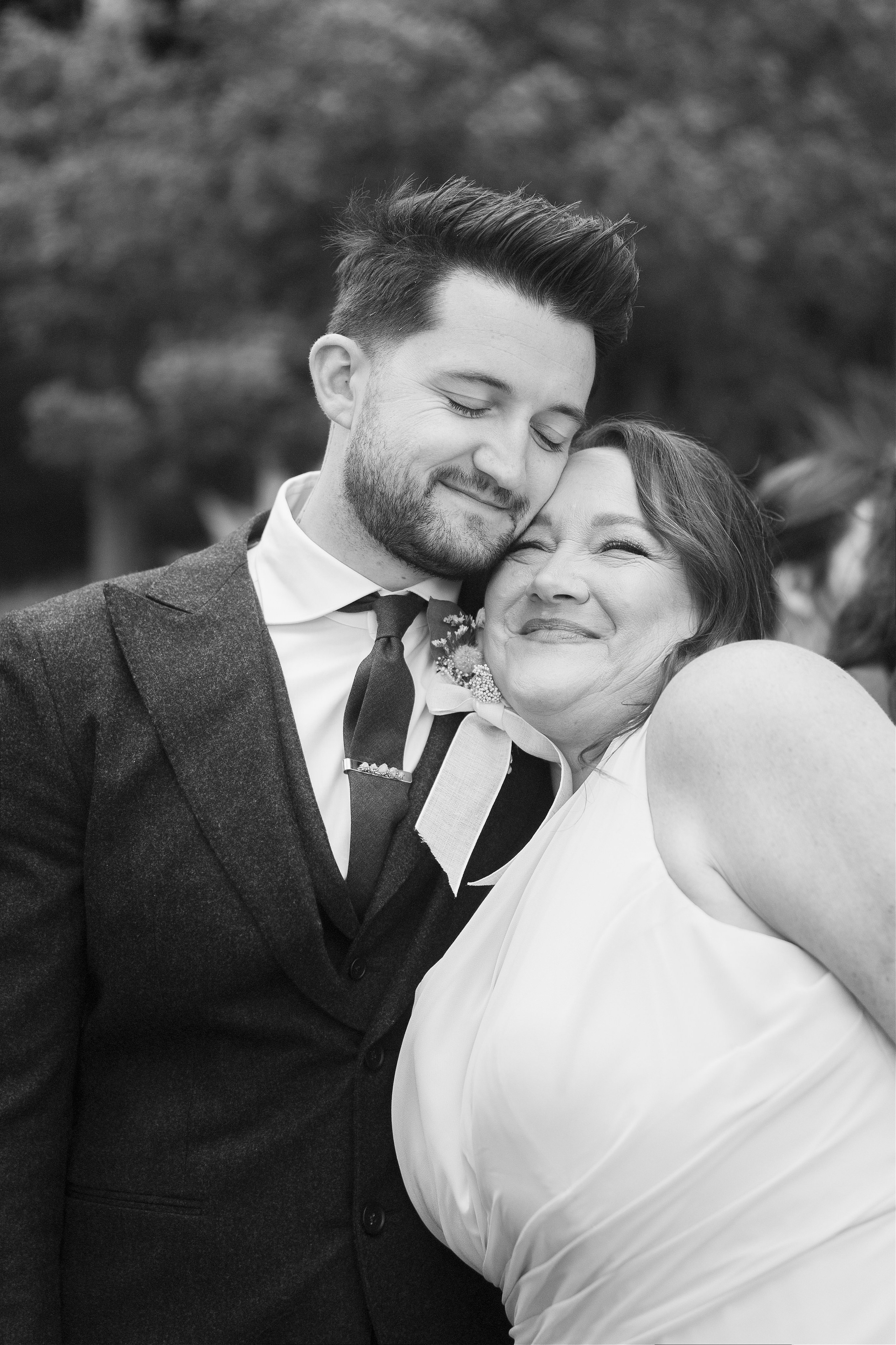 Wedding photographer Big Sur. Wedding Photography & Videography Team in California, Los Angeles, San Francisco, San Diego and Travel