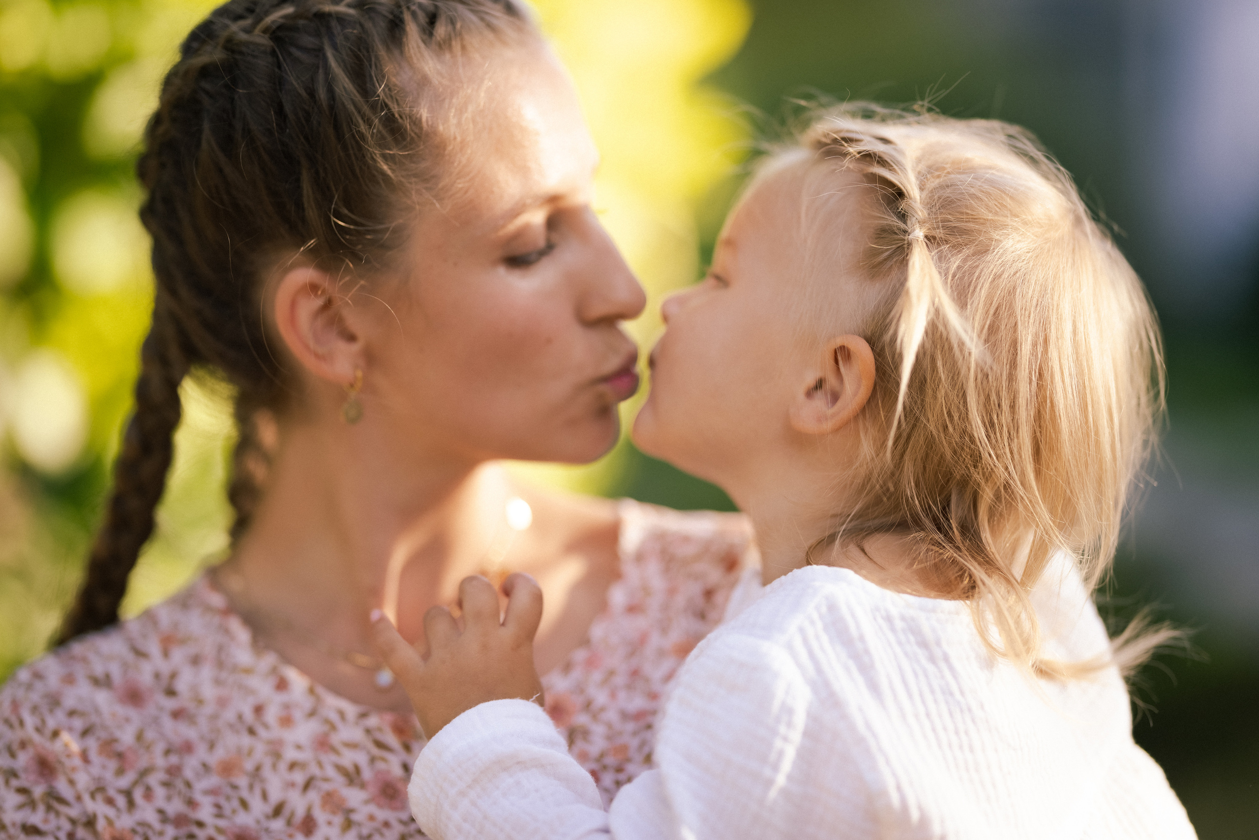 Anna & Sky. Family photographer Zurich & Switzerland Daria Moore