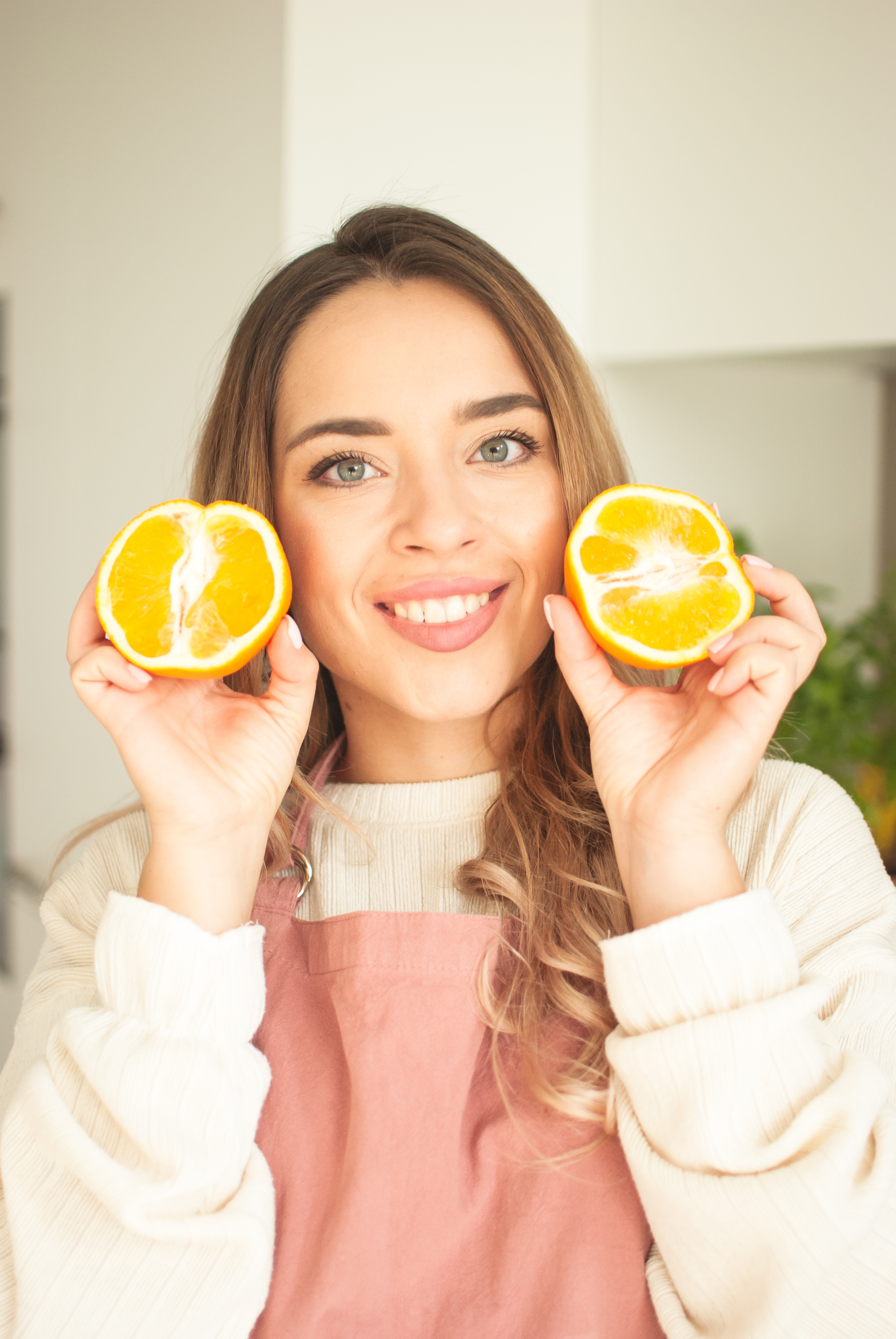 Anna content session. Family photographer Zurich & Switzerland Daria Moore