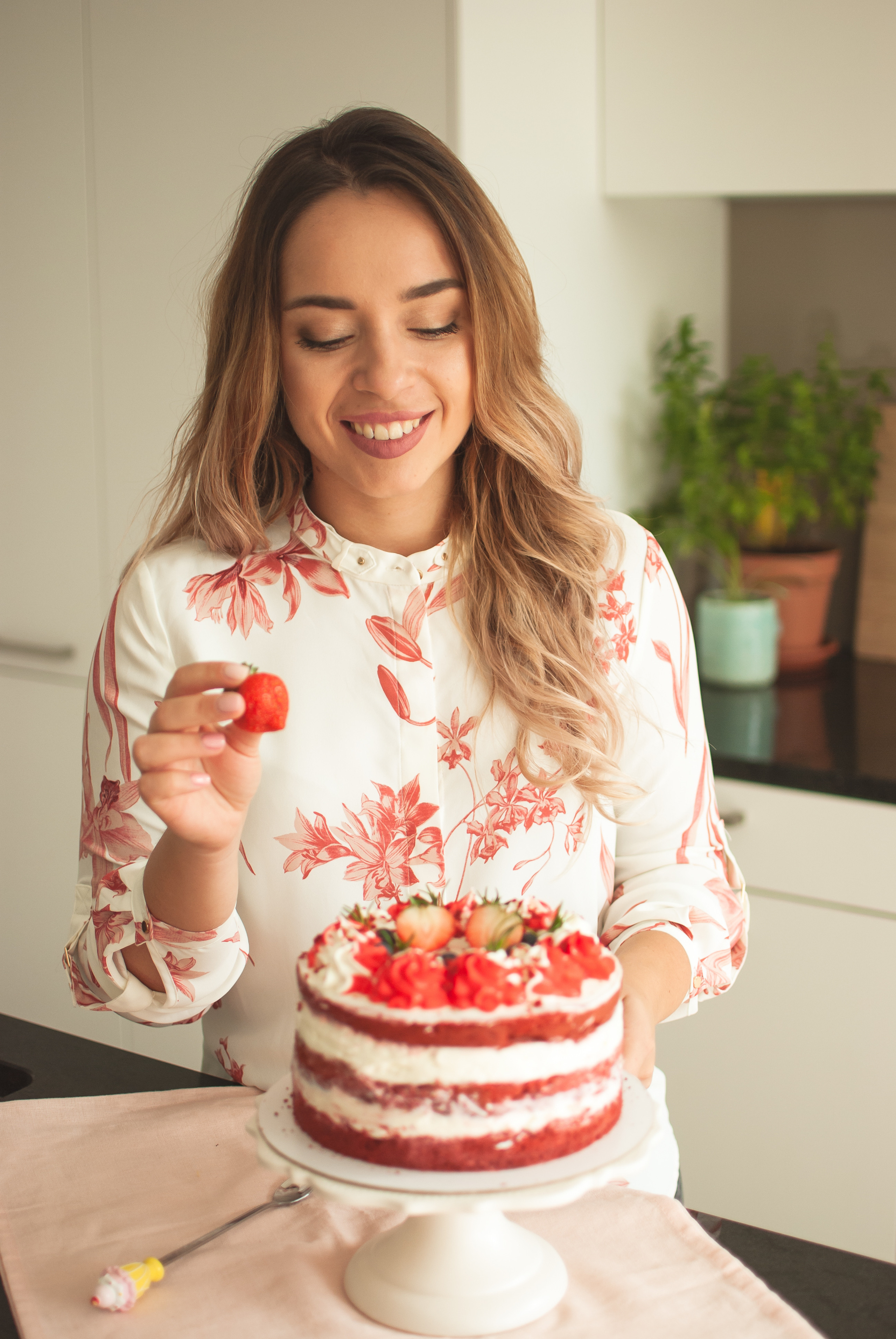 Anna content session. Family photographer Zurich & Switzerland Daria Moore