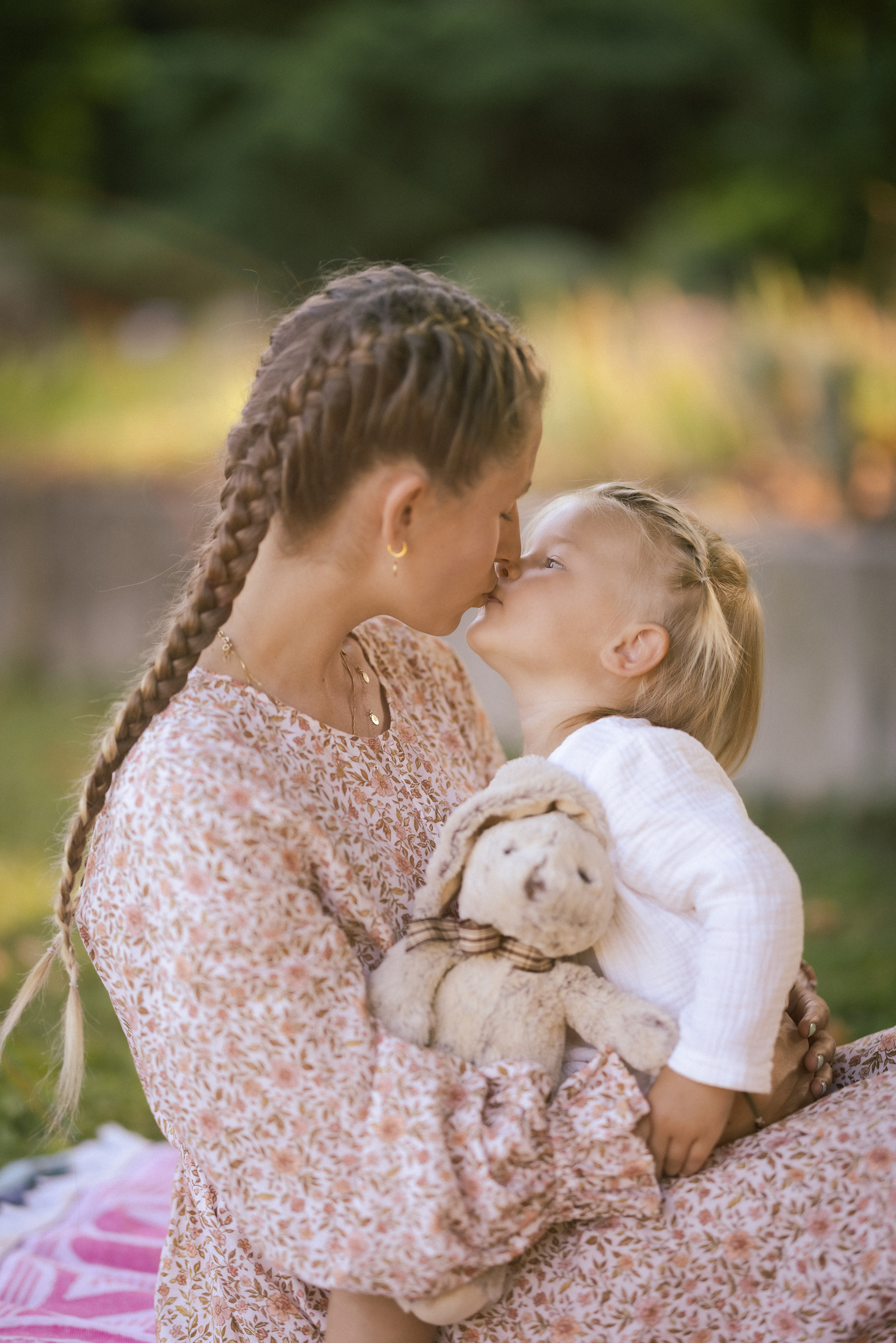 Anna & Sky. Family photographer Zurich & Switzerland Daria Moore