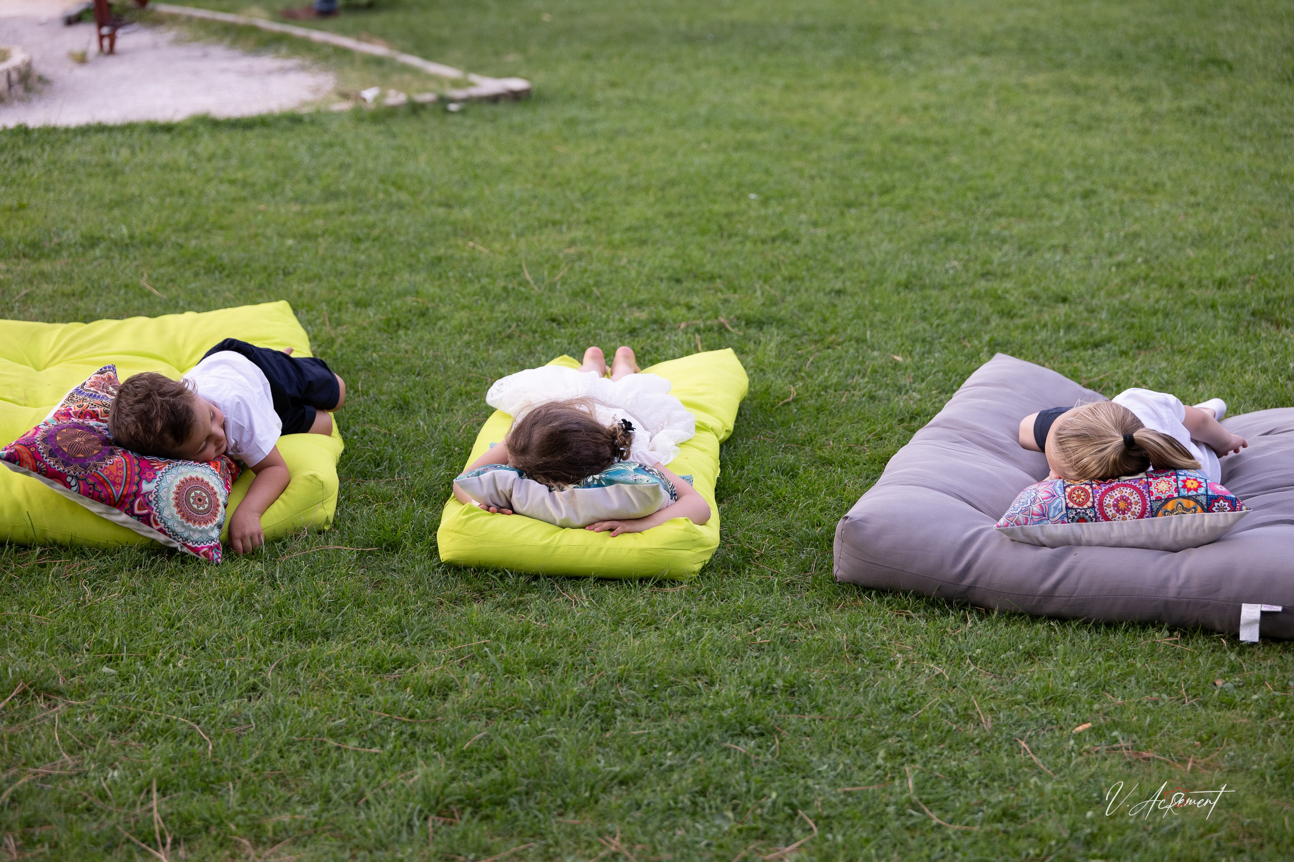 Emmanuelle & Davy. Wedding-Family photographer, South of France–Paris, Valentina Acrement