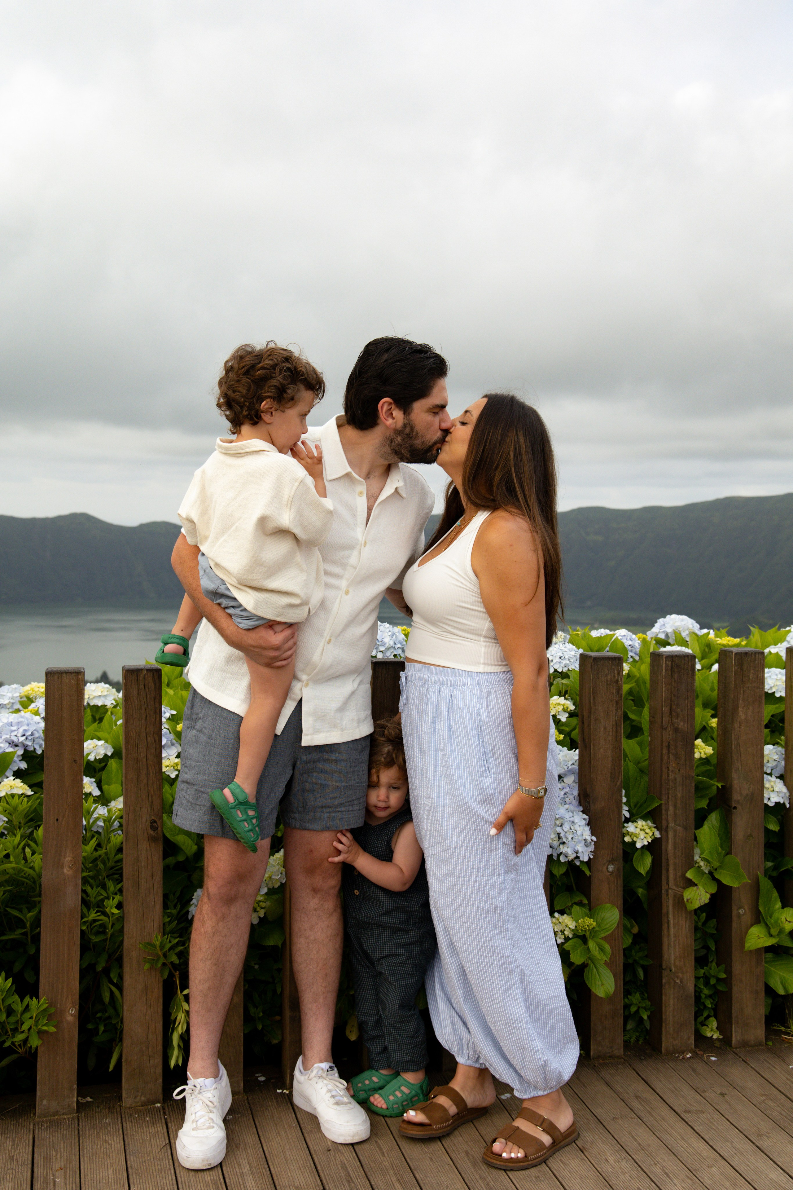 Jessica, Brian, Theo & Charlie. IRINA KALMYKOVA | PHOTOGRAPHER AZORES