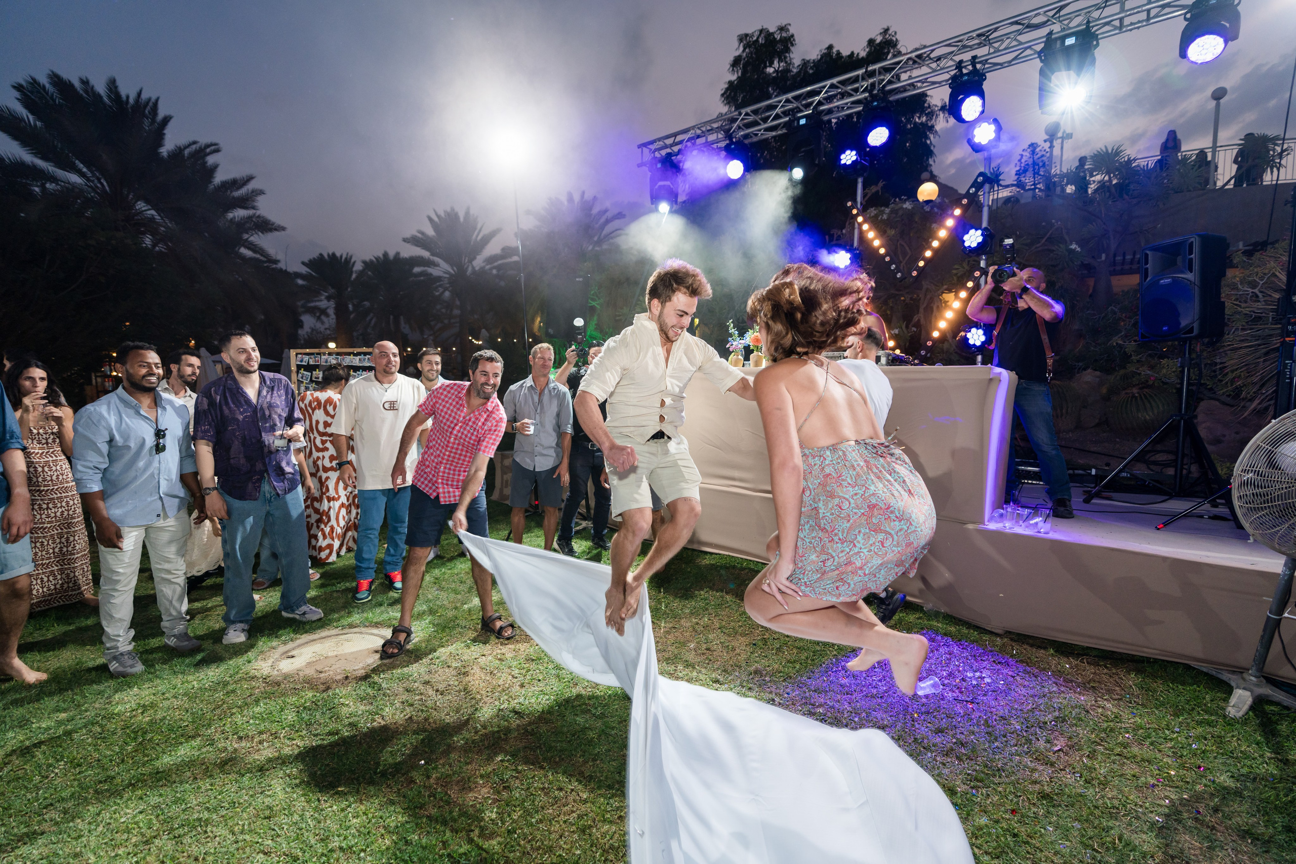 Shirley & Yoav. AMIR BUCHNIK PHOTOGRAPHER