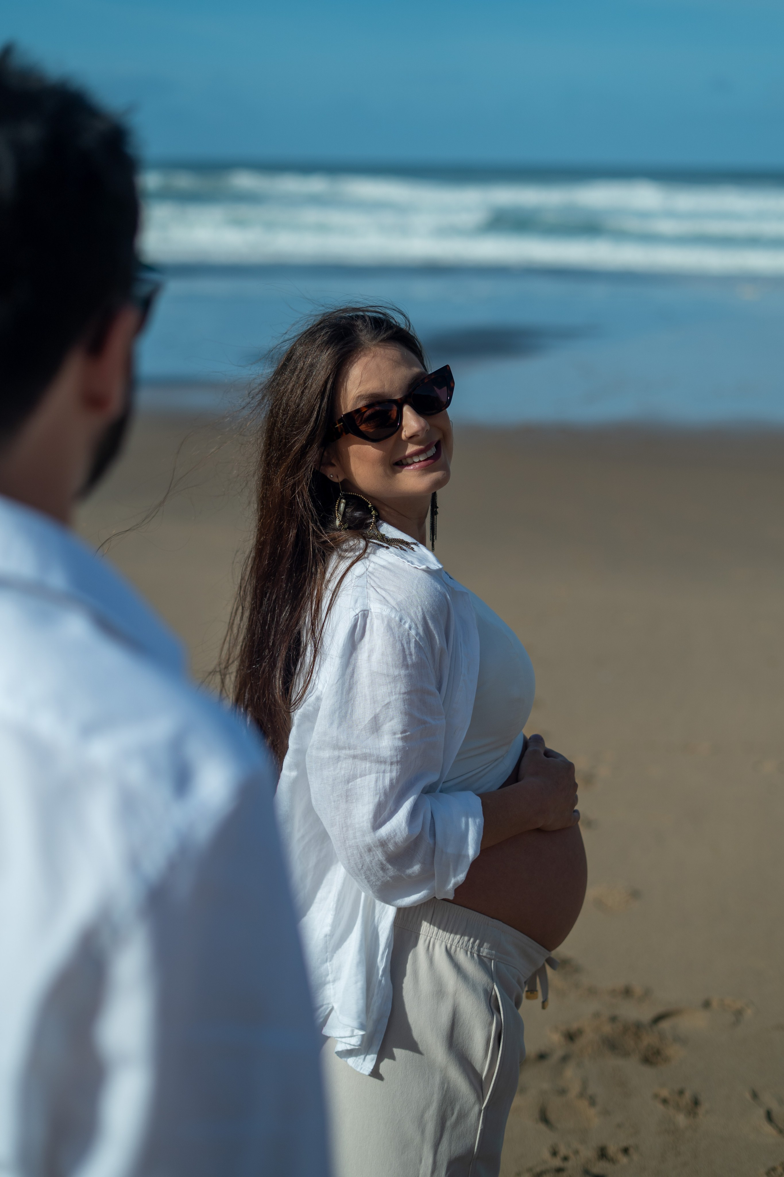 Ensaio Praia — Rafaela e César. Frames by Giovani Braga