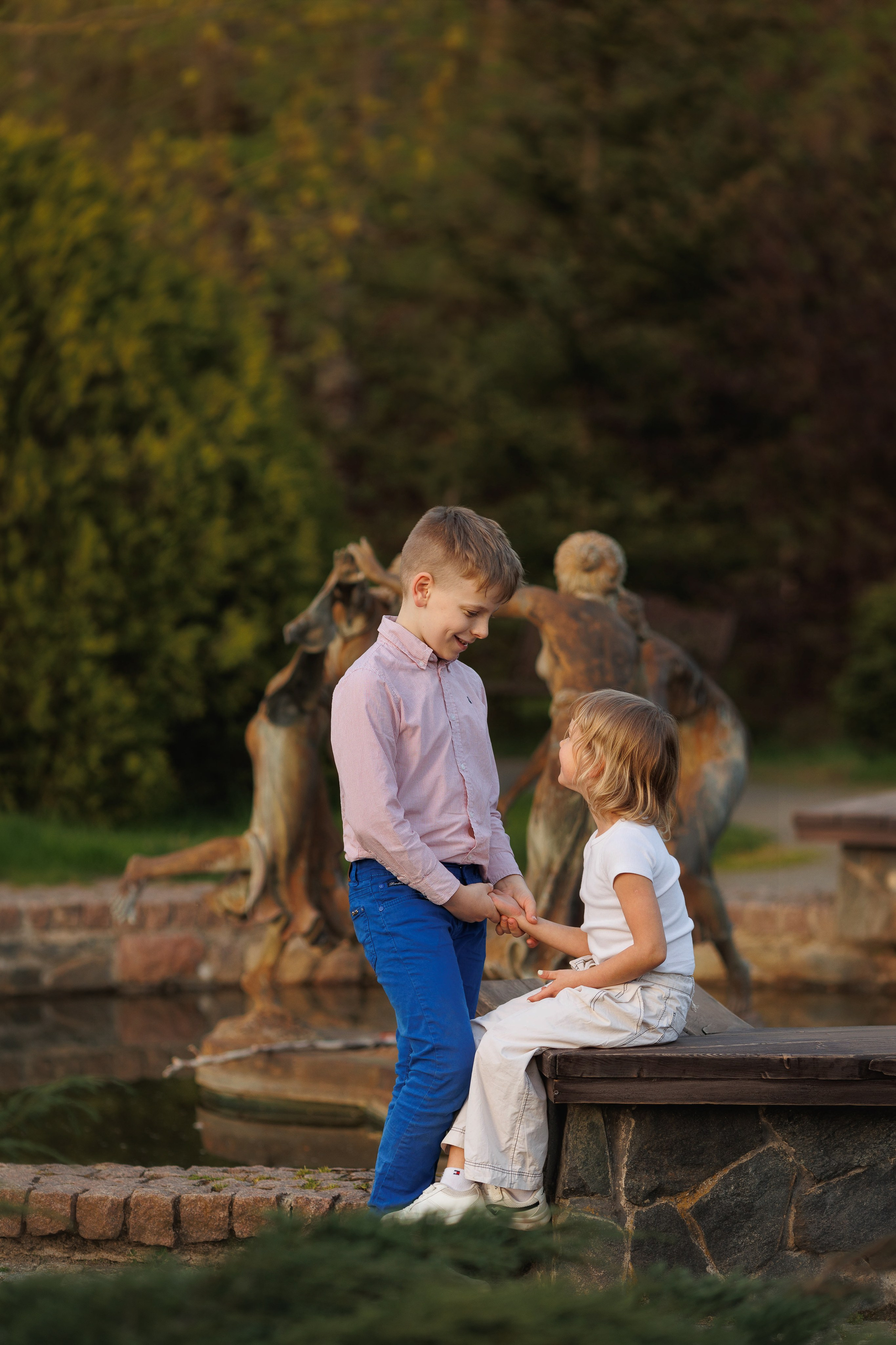 Рядом с мамой. Family photographer in Vilnuis Svetlana Naumova