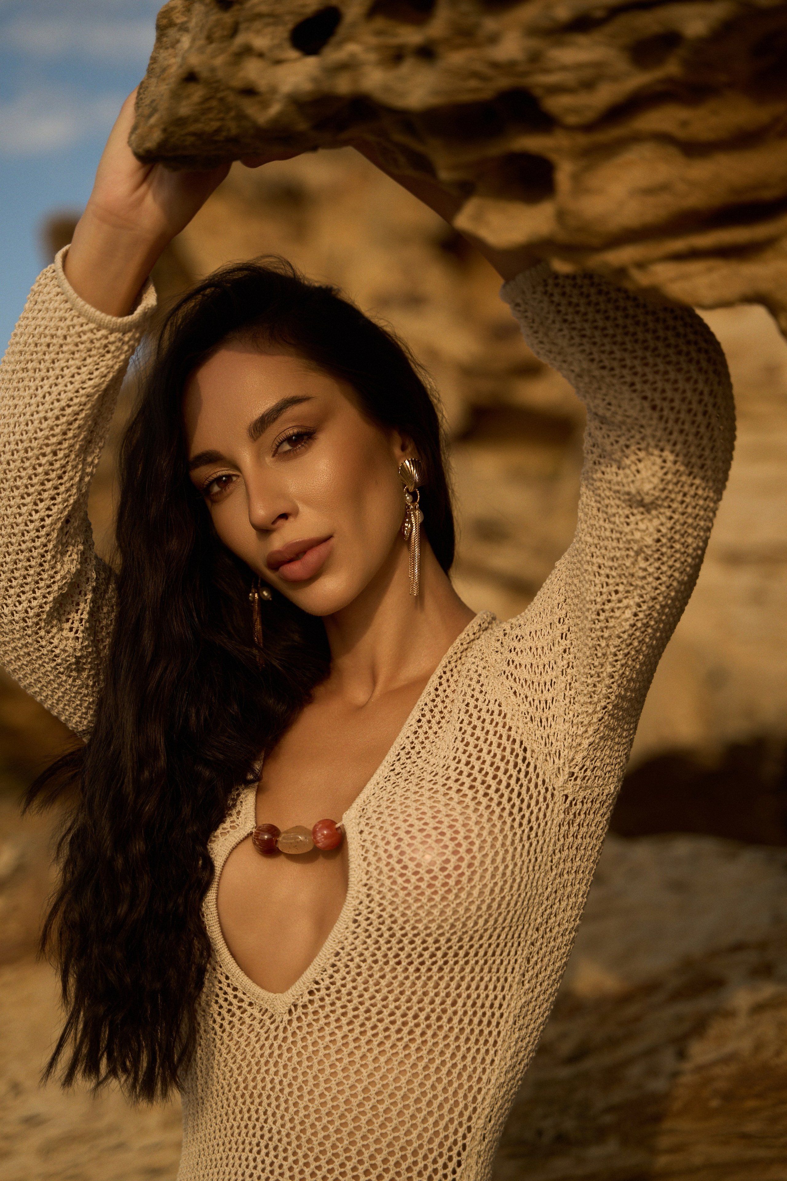 Sunrise between rocks