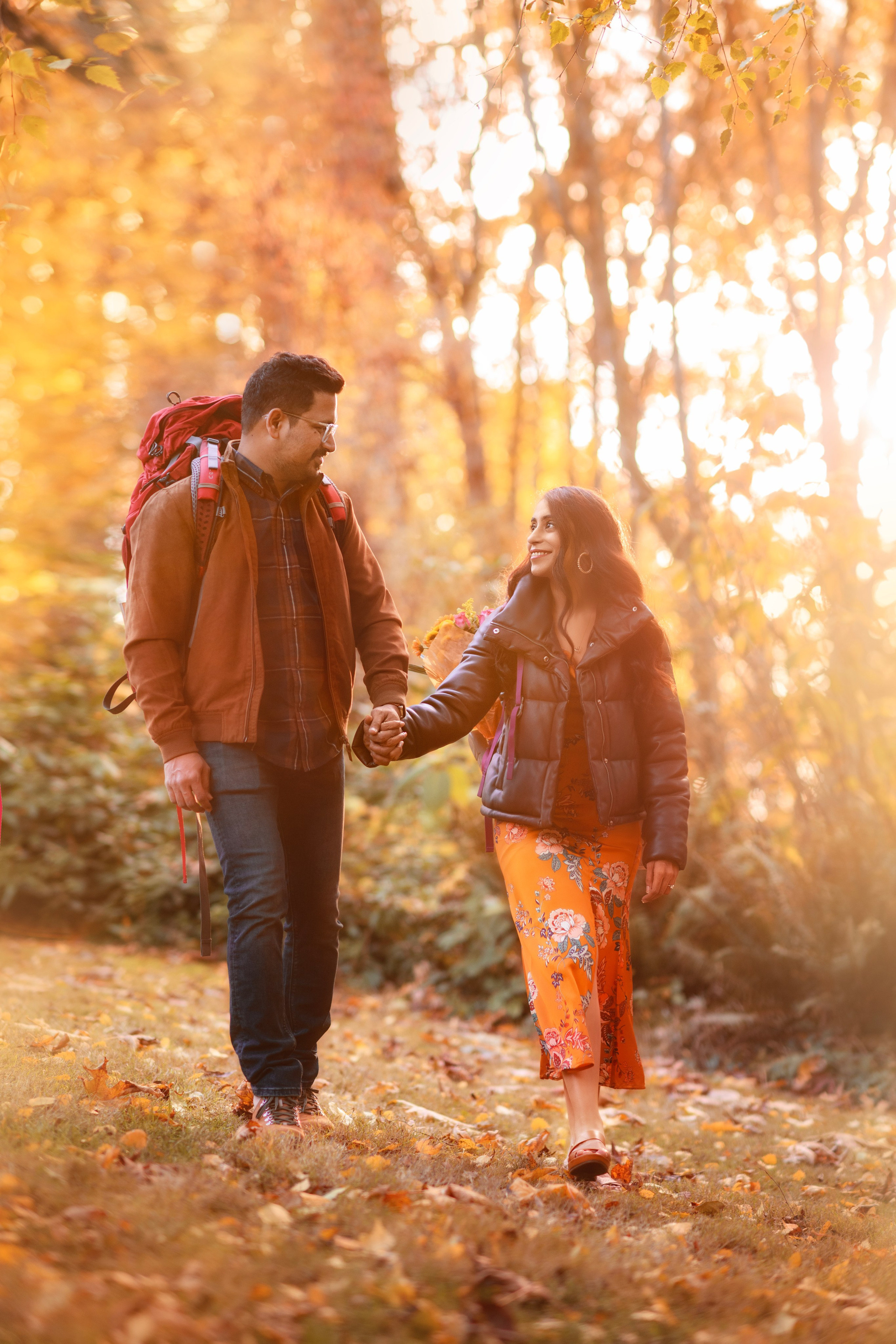 Maalvika with her fiance. Wedding & family photography in Seattle area. Helen Michelle photographer