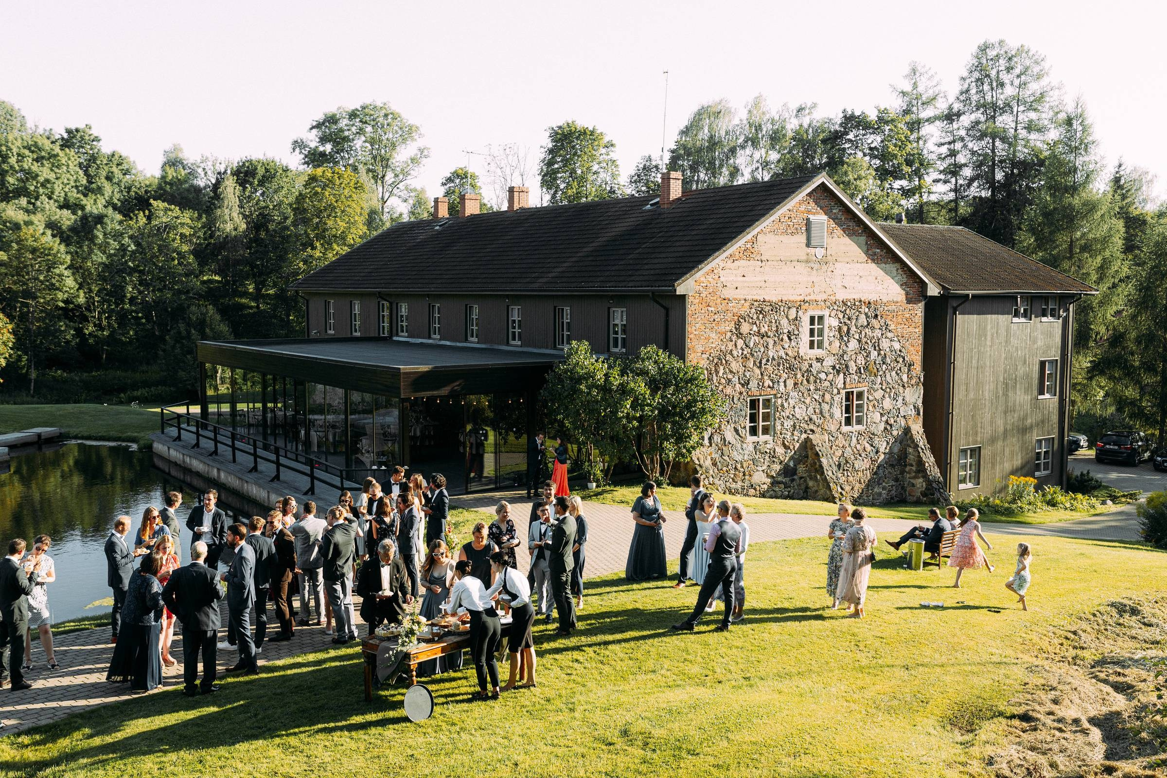 SVINOT KĀZAS NĪTAURĒ