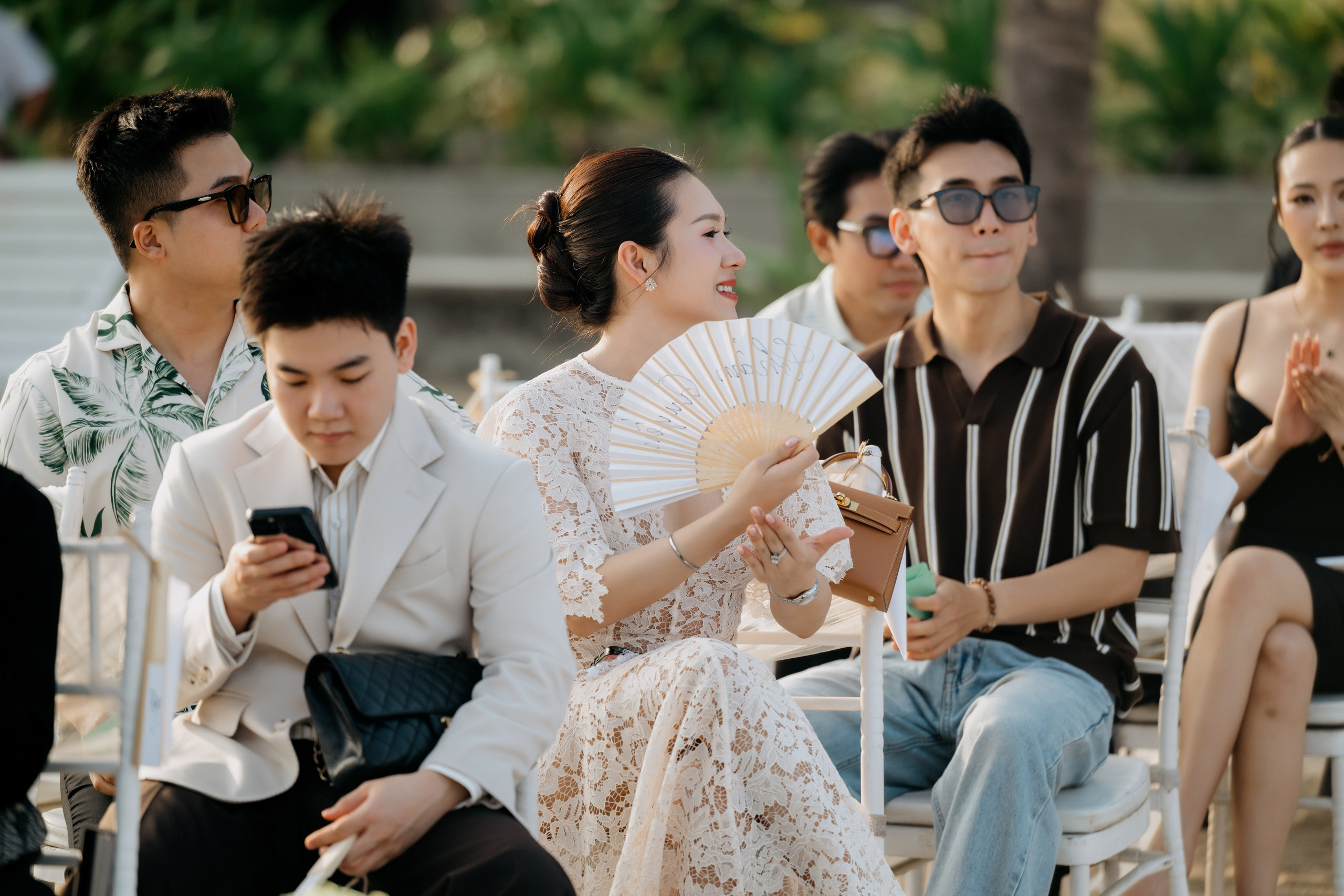DIEU & THINH/Destination Wedding. Nhiếp ảnh gia đám cưới hàng đầu tại Thành Phố Hồ Chí Minh
