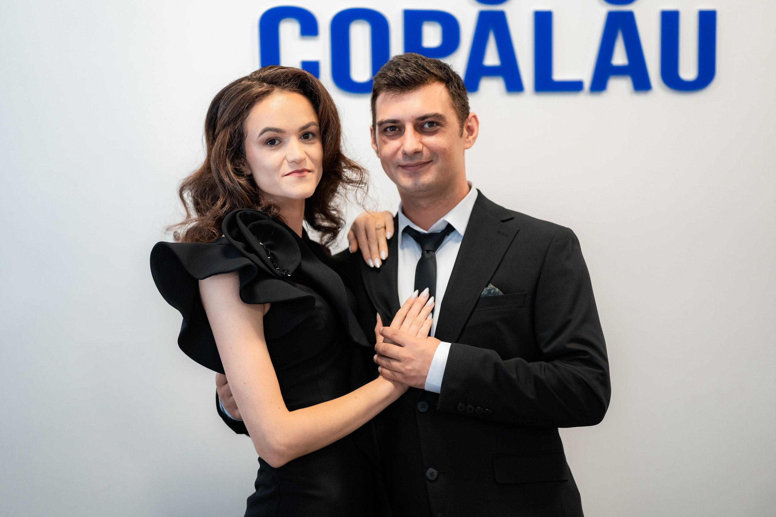 - nunta--fotograf-profesionist-botosani  - fotografie-nunta-romantica - imagini-nunta-in-natura-alin-chirila-fotograf  - fotografii-cuplu-indragostit-nunta-botosani  - sedinta-foto-miri-andrei-iustina-alinofotostudio  - amintiri-din-nunta-realizate-de-fotograf-profesionist  - povestea-nuntii-andrei-si-iustina-in-imagini-alinofotostudio-fotograf evenimente- evenimente Botoșani -fotograf Suceava - fotograf Iași- servicii foto. servicii foto Botoșani. servicii foto video Botoșani. otograf-nunta-botosani-fotograf nunta. fotograf evenimente. fotograf nunta Botoșani. Alin chirila. Alin chirila fotograf. Alinofotostudio.- servicii foto. servicii foto Botoșani. servicii foto video Botoșani. fotograf nunta. fotograf evenimente. fotograf nunta Botoșani. Alin chirila. Alin chirila fotograf. Alinofotostudio.fotograf stare civilă,poze stare civilă,album foto stare civilă,servicii foto suceava,fotograf evenimente suceava,fotograf nuntă suceava,poze cununie civilă,ședință foto stare civilă,sesiune foto suceava,fotograf profesionist suceava,fotograf botosani,stare civila botosani,alinofotostudio,alin chirila fotograf.servicii foto. servicii foto Botoșani. servicii foto video Botoșani. fotograf nunta. fotograf evenimente. fotograf nunta Botoșani. Alin chirila. Alin chirila fotograf. Alinofotostudio.fotograf stare civilă,poze stare civilă,album foto stare civilă,servicii foto suceava,fotograf evenimente suceava,fotograf nuntă suceava,poze cununie civilă,ședință foto stare civilă,sesiune foto suceava,fotograf profesionist suceava,fotograf botosani,stare civila povestitor prin fotografiebotosani,alinofotostudio,alin chirila fotograf,servicii foto. servicii foto Botoșani. servicii foto video Botoșani. fotograf nunta. fotograf evenimente. fotograf nunta Botoșani. Alin chirila. Alin chirila fotograf. Alinofotostudio.fotograf stare civilă,poze stare civilă,album foto stare civilă,servicii foto suceava,fotograf evenimente suceava,fotograf nuntă suceava,poze cununie civilă,ședință foto stare civilă,sesiune foto suceava,fotograf profesionist suceava,fotograf botosani,stare civila botosani,alinofotostudio,alin chirila fotograf,cununie religioasă botoșani,andreea și neculai,capela militară botoșani,foto conacul zăicești,fotograf nuntă botoșani,fotograf cununie religioasă,foto evenimente botoșani,poze cununie capela militară,ședință foto zăicești,fotograf profesionist botoșaniMire și mireasă – Sergiu & Liliana – ziua nunții, 2024  - Emoții în ziua nunții – Sergiu și Liliana  - Dansul mirilor – fotografie artistică nuntă 2024  - Sedinta foto romantică în natură – Sergiu & Liliana  - Rochia de mireasă și detalii de nuntă elegan-Album de cununie civilă Florin și Anda – Fotografii profesionale realizate de Alin Chirilă în Botoșani -fotograf prin fotografie-Ședință foto Trash the Dress pe muntele Rarău cu Iulian și Iuliana – fotografie de cuplu, natură montană, emoție autentică surprinsă de Alin Chirilă, povestitor prin fotografie.- "Iulian și Iuliana pe crestele Rarăului – fotografie Trash the Dress în natură"  - "Cuplu îmbrățișat la apus pe muntele Rarău – ședință foto după nuntă"  - "Rochie de mireasă în vânt pe munte – Trash the Dress Rarău-1. Iulian și Iuliana pe muntele Rarău – ședință foto Trash the Dress în natură, cu peisaj montan spectaculos  2. Cuplu în îmbrățișare pe Rarău – emoție autentică surprinsă după nuntă  3. Rochie de mireasă în bătaia vântului – fotografie artistică Trash the Dress în munți  4. Mire și mireasă privind spre orizont – dragoste și libertate pe muntele Rarău  5. Iuliana zâmbind în rochia de mireasă – portret în natură, Trash the Dress  6. Iulian ținându-și mireasa de mână – ședință foto romantică pe munte  7. Detaliu cu rochia pe stâncă – estetică naturală Trash the Dress Rarău  8. Cuplu în mers pe poteca Rarăului – fotografie simbolică de după nuntă  9. Apus de soare pe Rarău în spatele mirilor – imagine de poveste Trash the Dress  10. Iulian și Iuliana râzând împreună – momente autentice surprinse de Alin Chirilă, povestitor prin fotografie-fotograf-nunta-cerbu-botosan trash-the-dress-botosani Alin Chirilă Fotograf – fotograf de nuntă Botoșani-fotograf nuntă Botoșani-fotograf nuntă Cerbu Botoșani-fotograf profesionist nuntă Botoșani-fotografie de nuntă Botoșani-fotograf evenimente Botoșani-fotograf nuntă Moldova-fotograf trash the dress Botoșani	- fotograf pregătirea mirilor Botoșani	-fotograf ceremonie religioasă nuntă-fotograf petrecere nuntă Botoșani- fotograf nuntă Botoșani pregătirea mirelui- pregătirea mirelui fotografie nuntă Cerbu Botoșani-fotograf nuntă Botoșani pregătirea miresei -mireasă pregătiri nuntă Cerbu Botoșani-fotograf nuntă Botoșani nașii mirilor-ceremonie religioasă nuntă Cerbu Botoșani-fotograf nuntă Botoșani ceremonie religioasă biserică-petrecere nuntă Cerbu Botoșani invitați dans-fotograf nuntă Botoșani petrecere restaurant-ședință foto trash the dress-fotograf trash the dress Botoșani ședință foto după nuntă-Fotograf nuntă Botoșani – galerie foto reală de la evenimente stare civilă Sebi și Claudia Copălău	•	cununie civilă Primăria Copălău Botoșani	•	miri emoționați la starea civilă	•	semnarea actelor cununie civilă	•	fotografii naturale stare civilă Botoșani	•	familie și prieteni la cununie civilă	•	cadre emoționale cununie civilă	•	fotograf profesionist Botoșani eveniment stare civilă Sebi și Claudia la Primăria Copălău Botoșani fotograf evenimente	•	fotograf cununie civilă Copălău Botoșani cadre naturale și emoționale	•	fotograf profesionist Botoșani stare civilă Sebi și Claudia	•	momente autentice cununie civilă Copălău fotograf Alin Chirilă	•	fotografii emoționale stare civilă în județul Botoșani