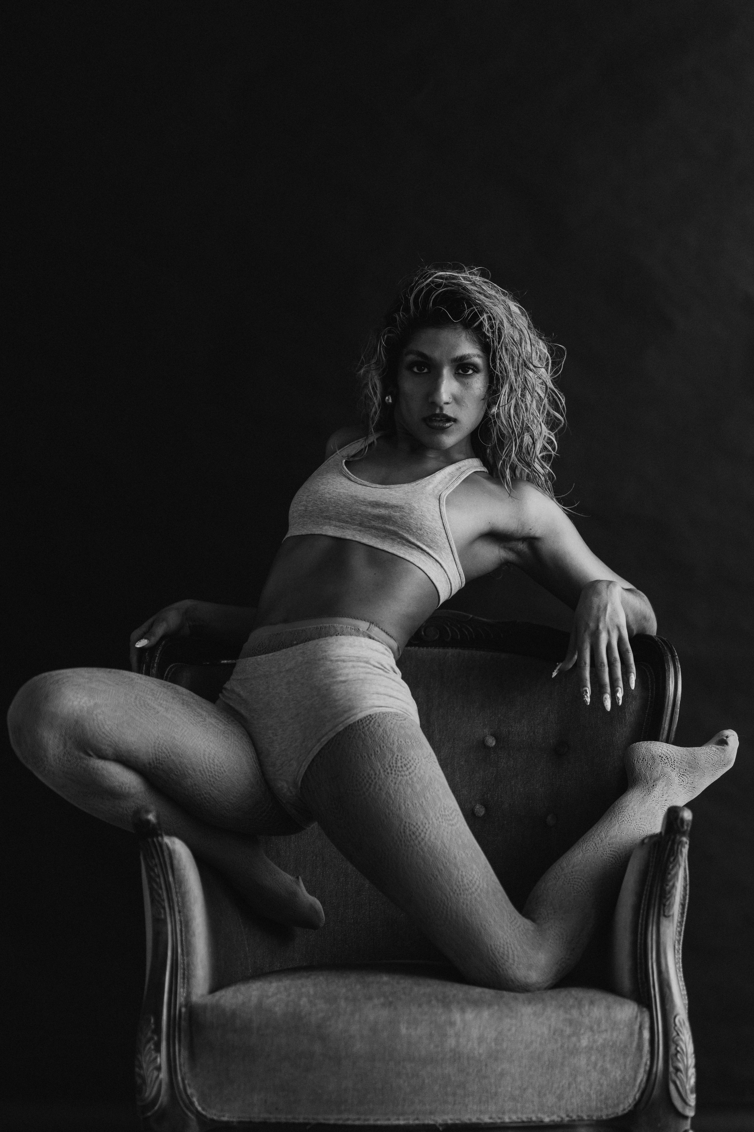 DANCERS. Victoria Olonen – Cinematic Portrait Artist | Helsinki & Europe