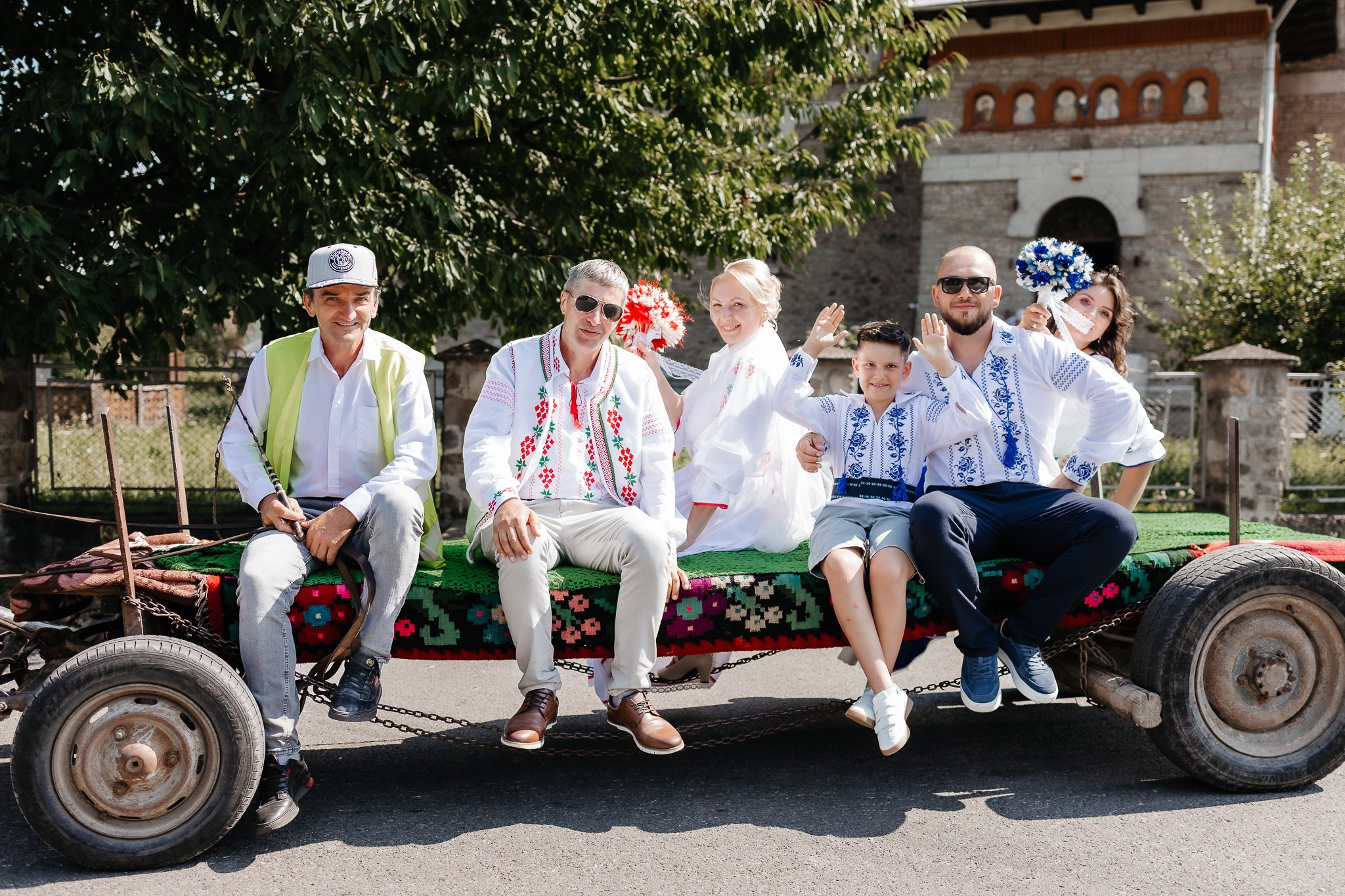 Tradiție și distracție. FotoACTIV.ro - Imaginea ta contează