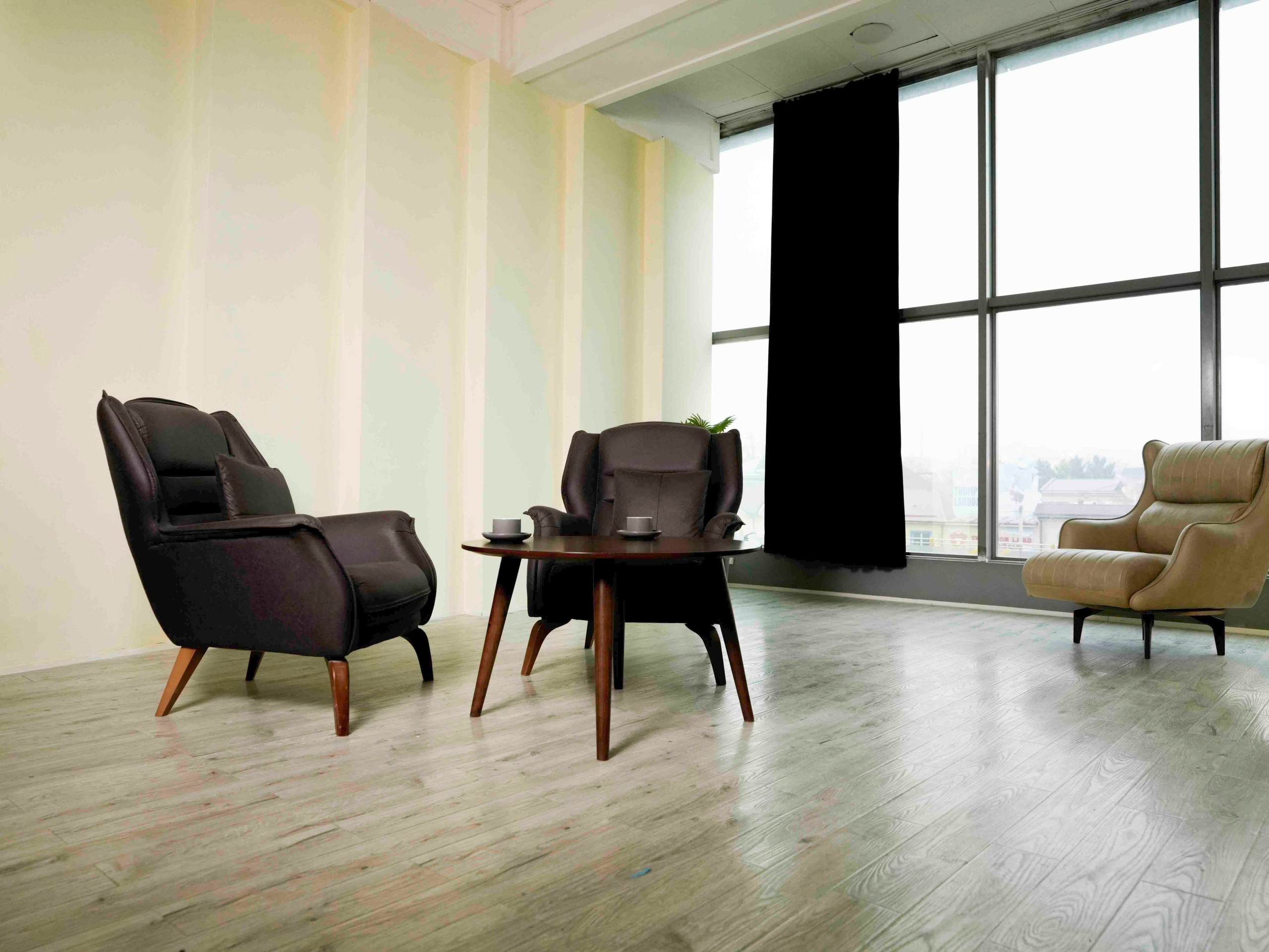 Зал «Эксперт» — (ул.Мукими, 1А). 2astudio.uz