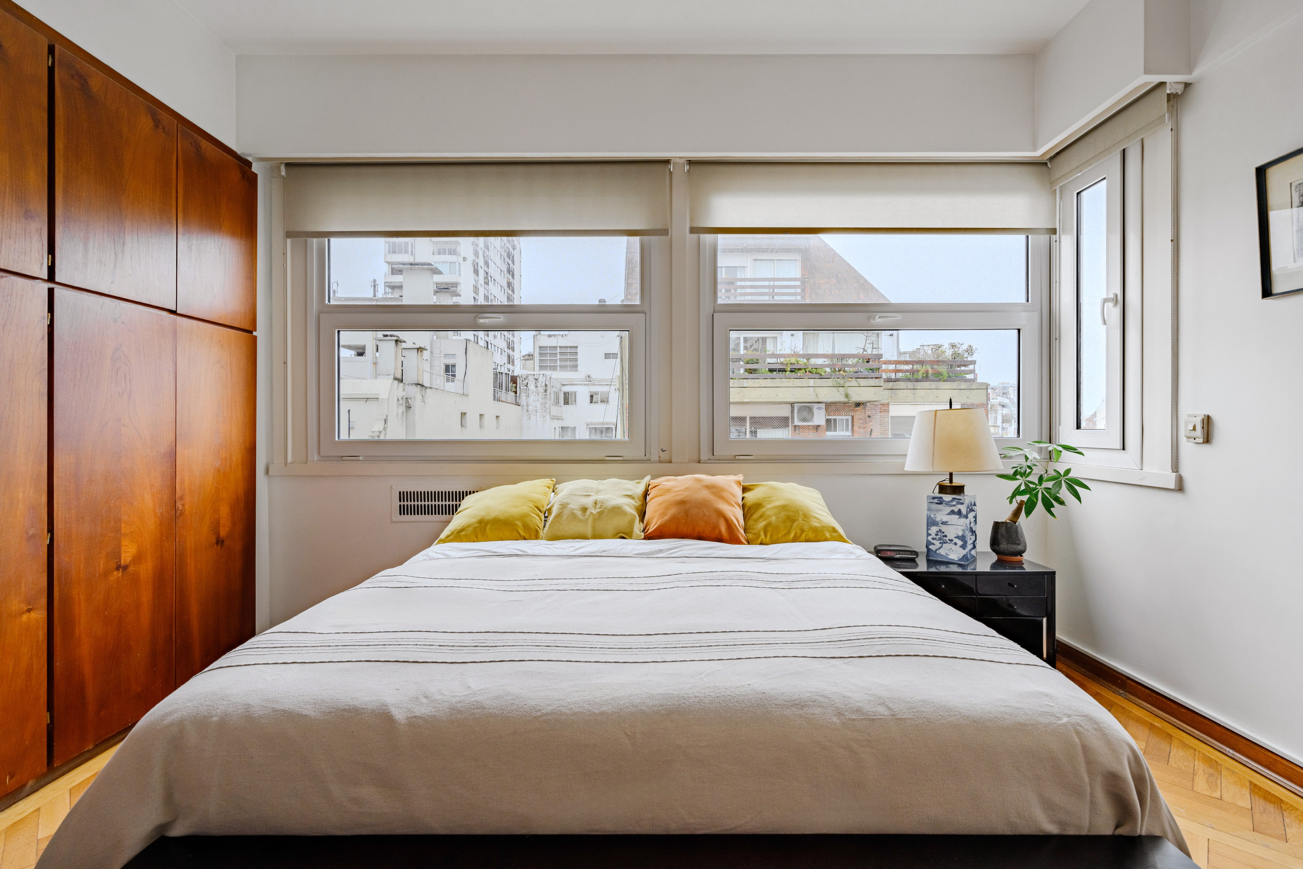 24 07 31. Fashion, portrait, interior photography. Valencia, Spain. Dmitry Ivanov. Retrato, fotos de interiores