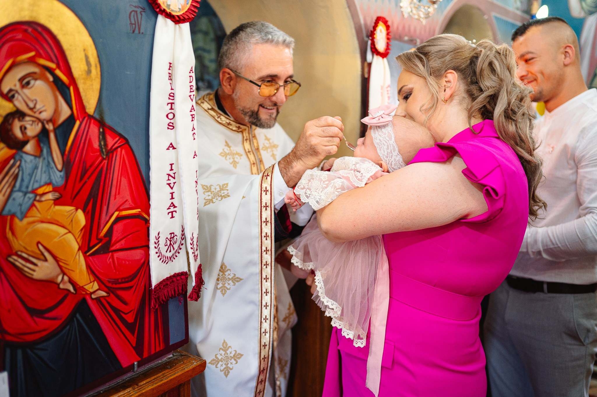 Taina Botezului | Carla Elena. Fotograf de nuntă și botez în Dâmbovița și București | Chivescu Alexandru