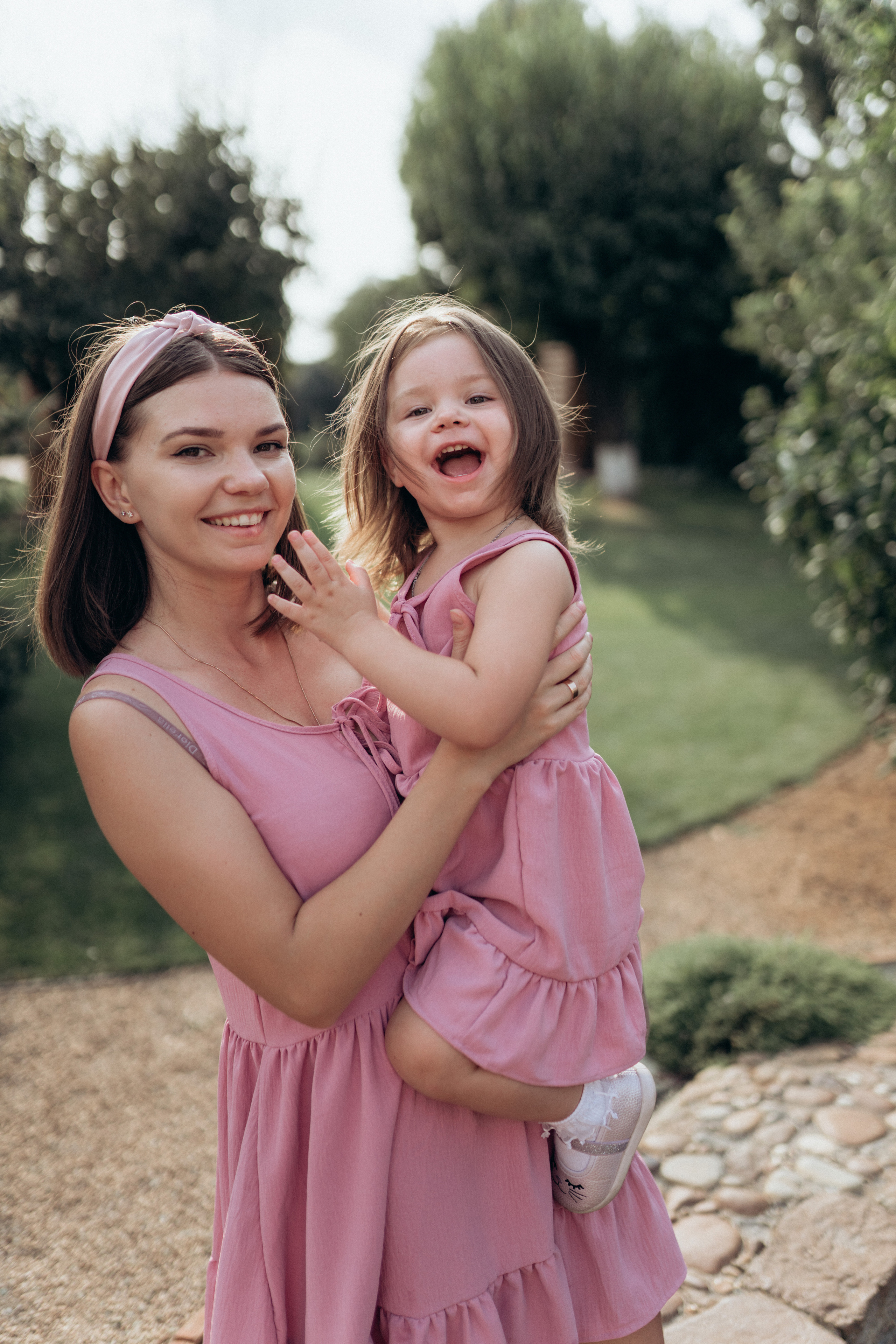 Family photoshoot. Wedding and family photographer Ireland