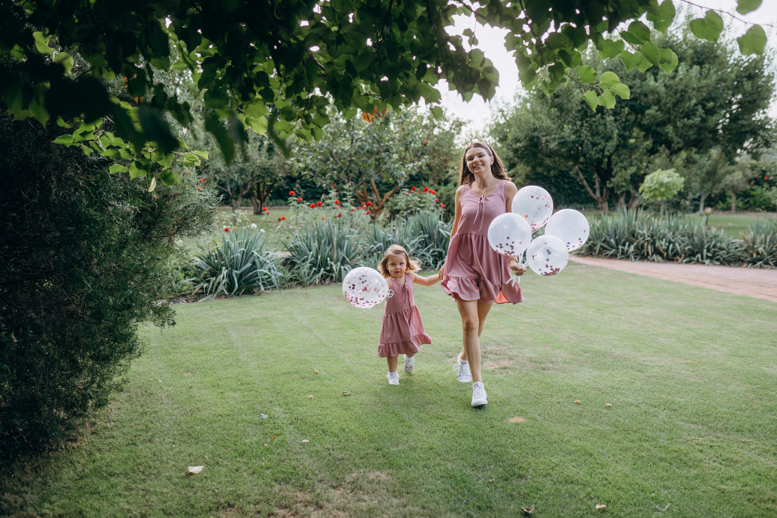 Family photoshoot. Wedding and family photographer Ireland