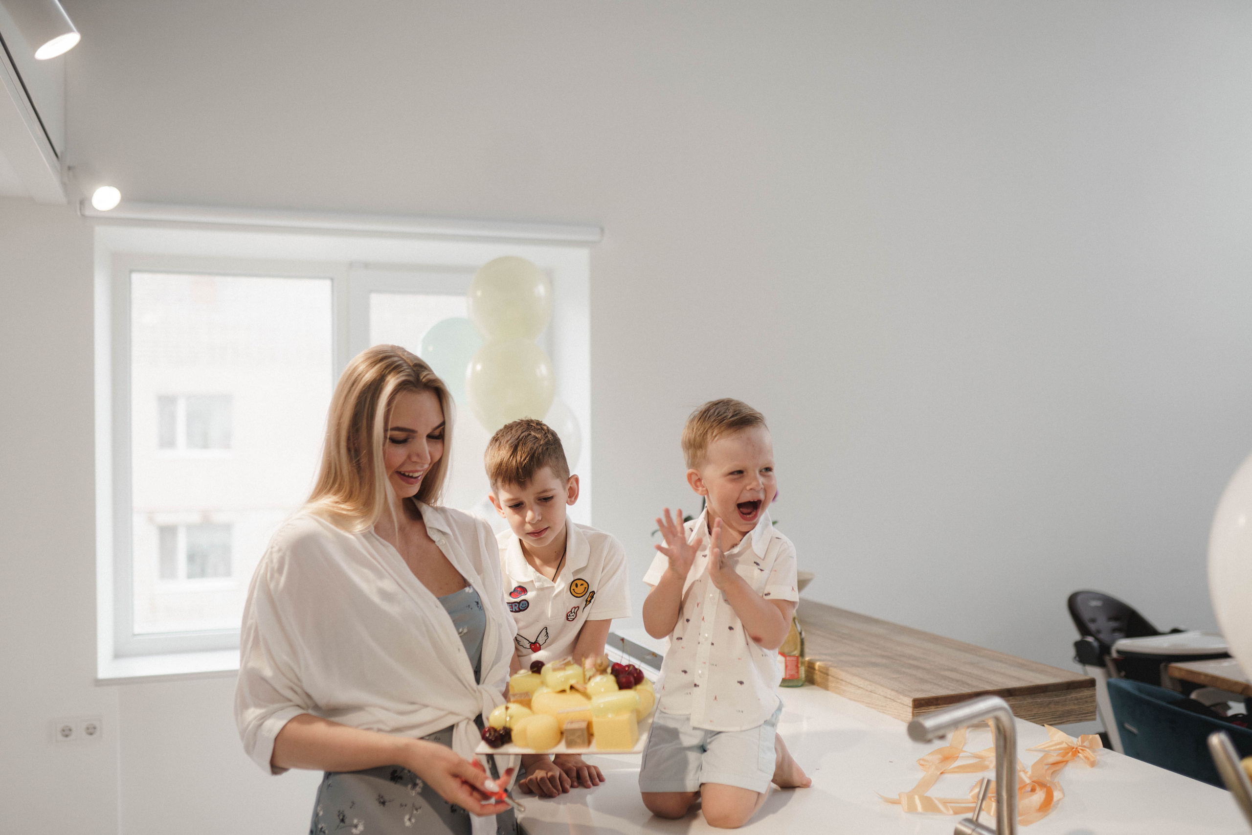 Family photoshoot. Wedding and family photographer Ireland