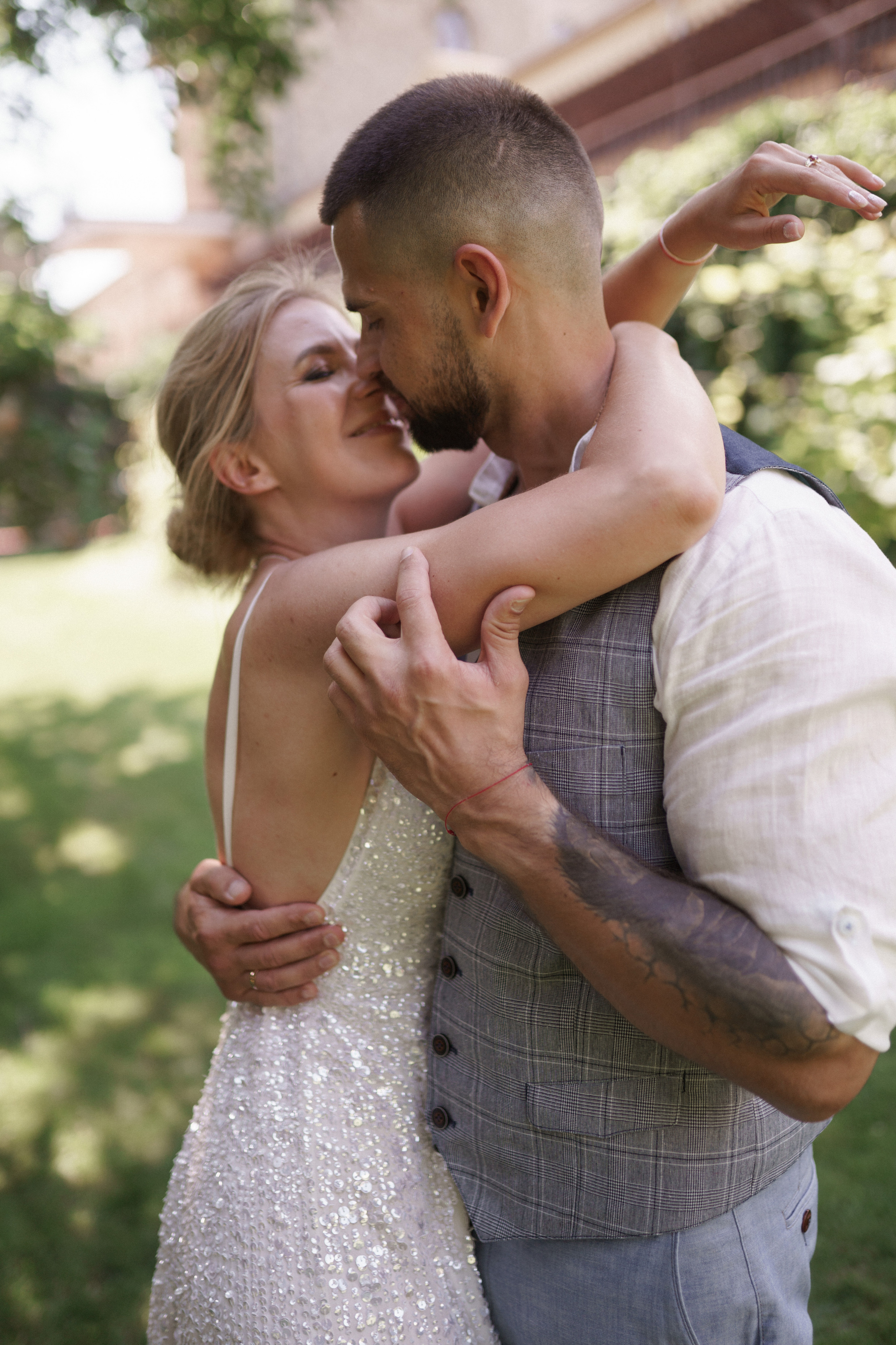 Alex & Julia. Wedding and family photographer Ireland