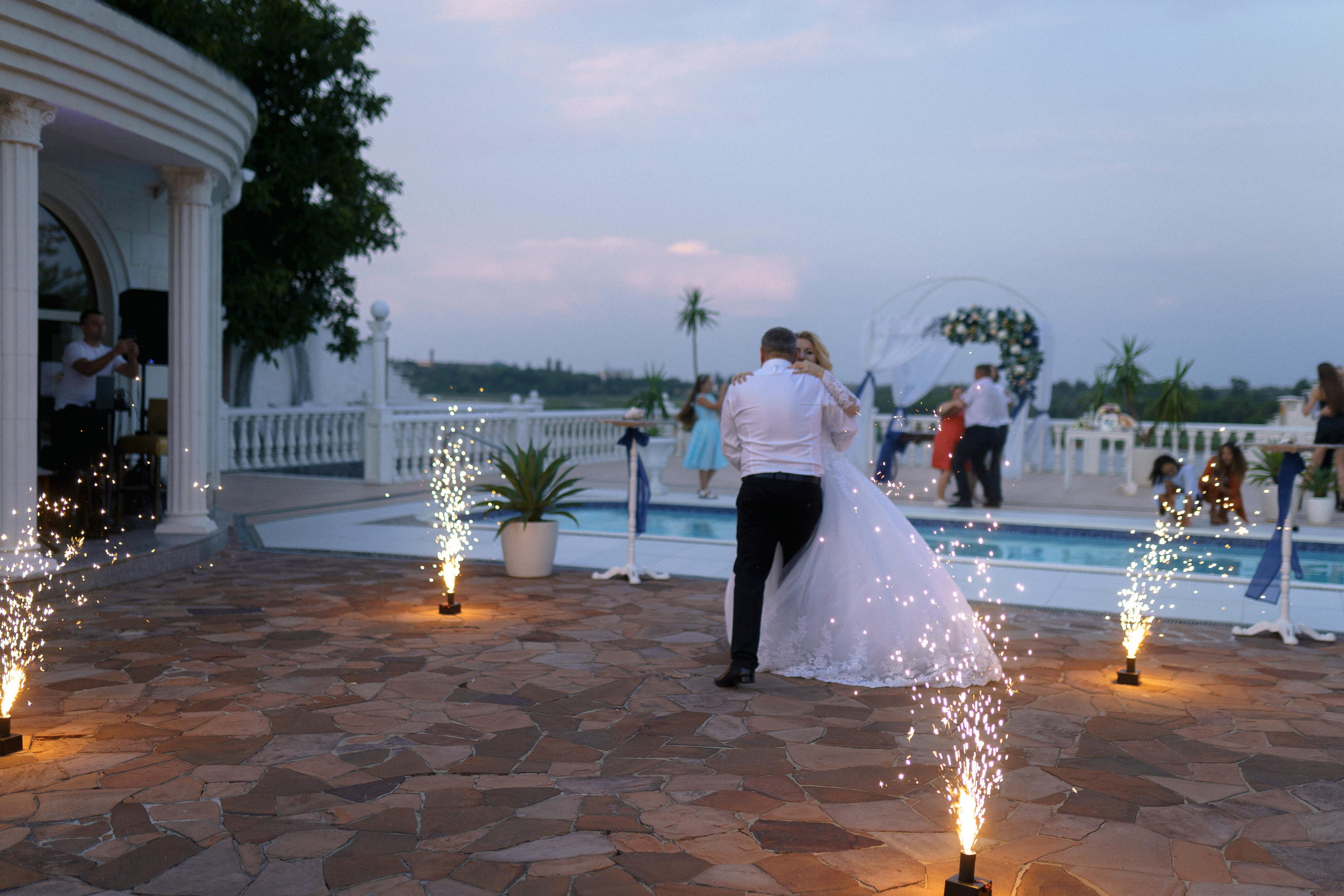 Julia & Igor. Wedding and family photographer Ireland