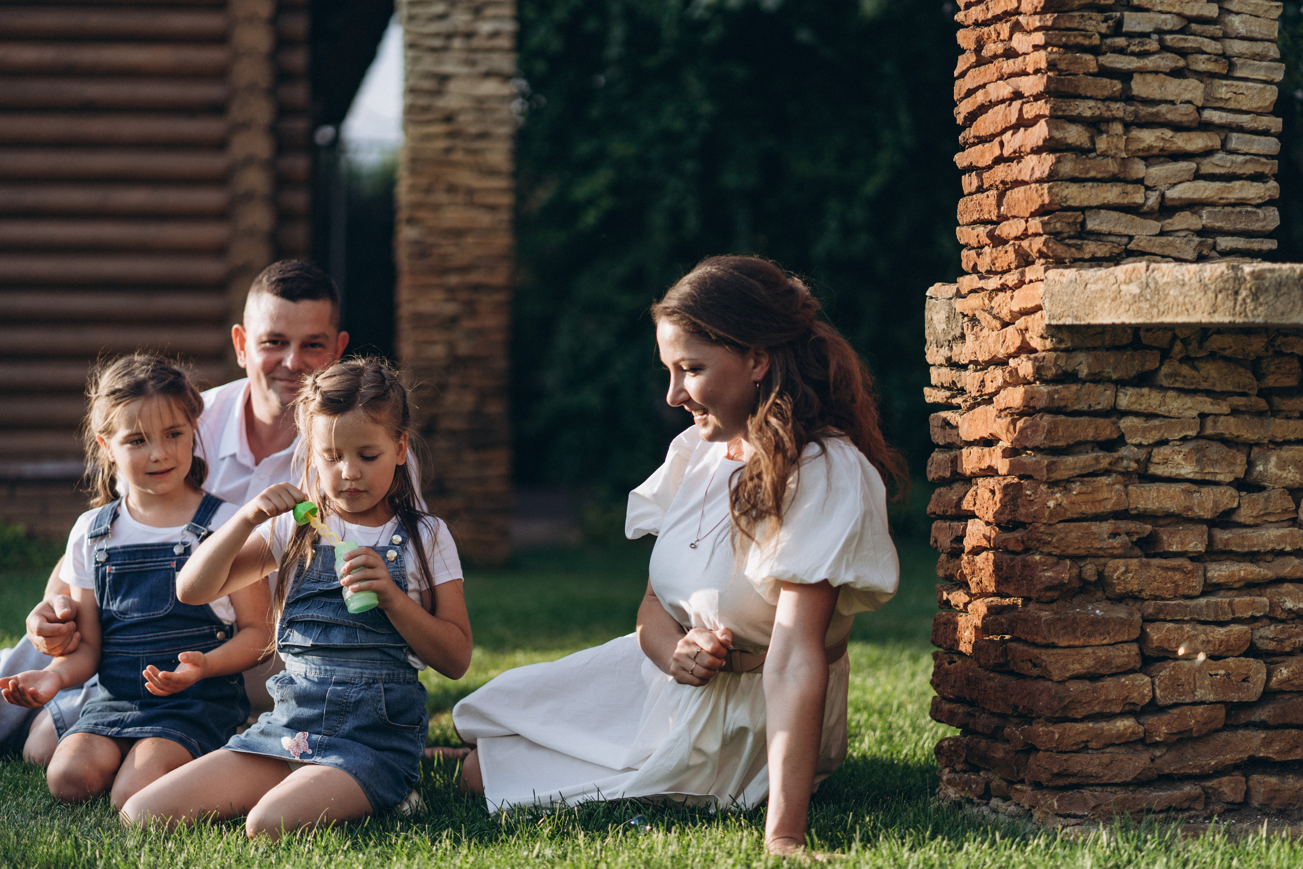 Family photoshoot. Wedding and family photographer Ireland