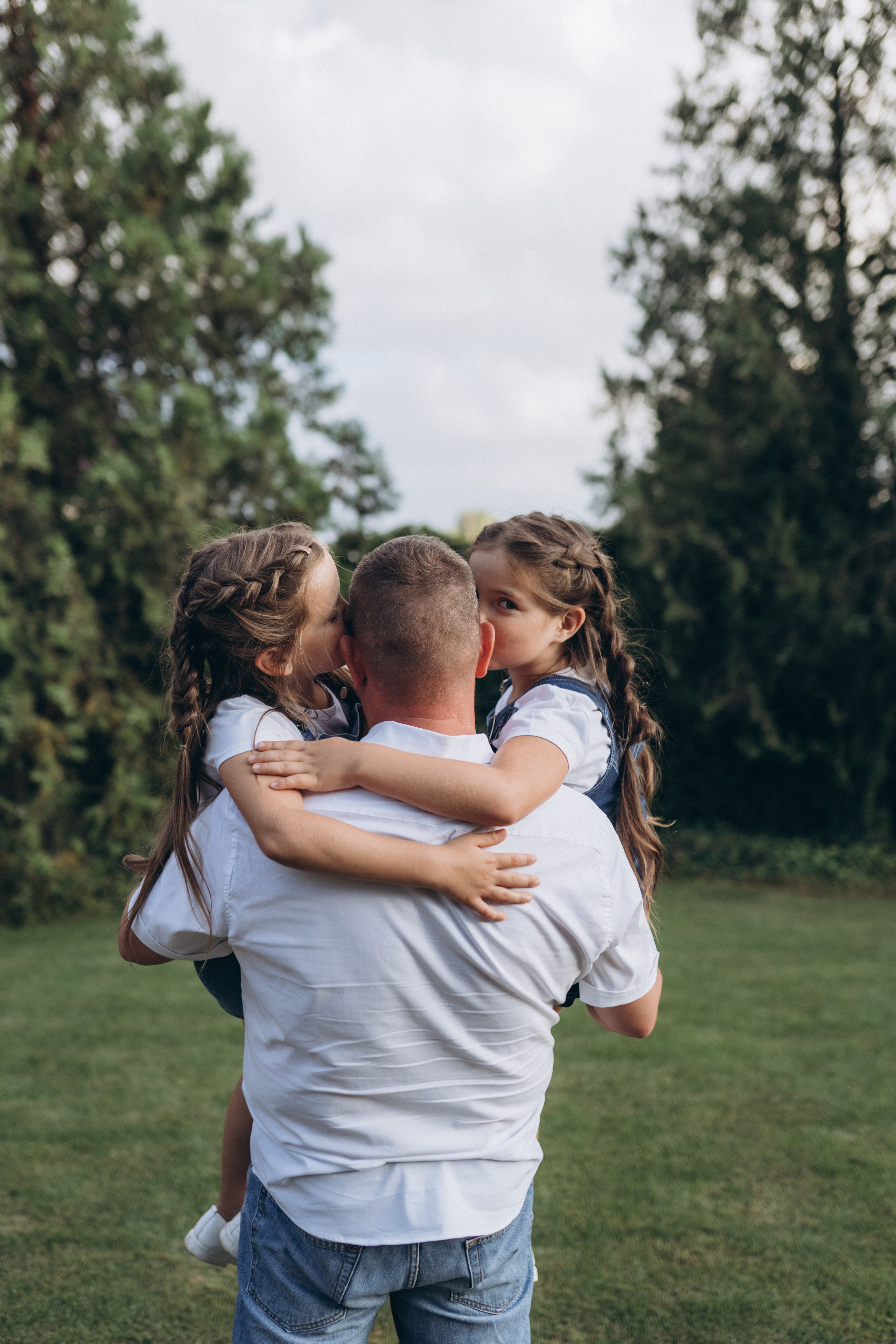 Family photoshoot. Wedding and family photographer Ireland