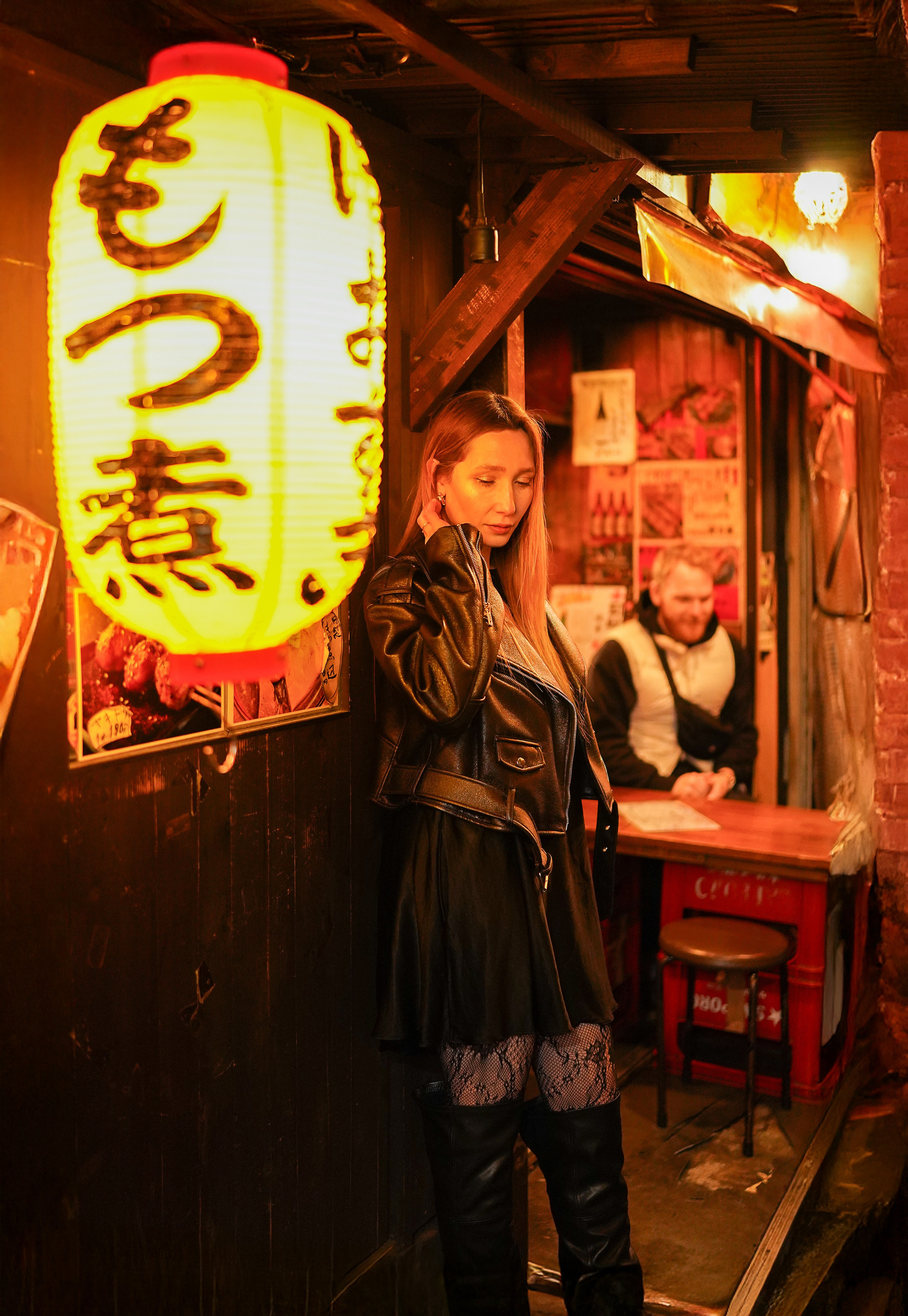 Вечерняя съёмка в Шинжуку. Фотограф в Токио Япония