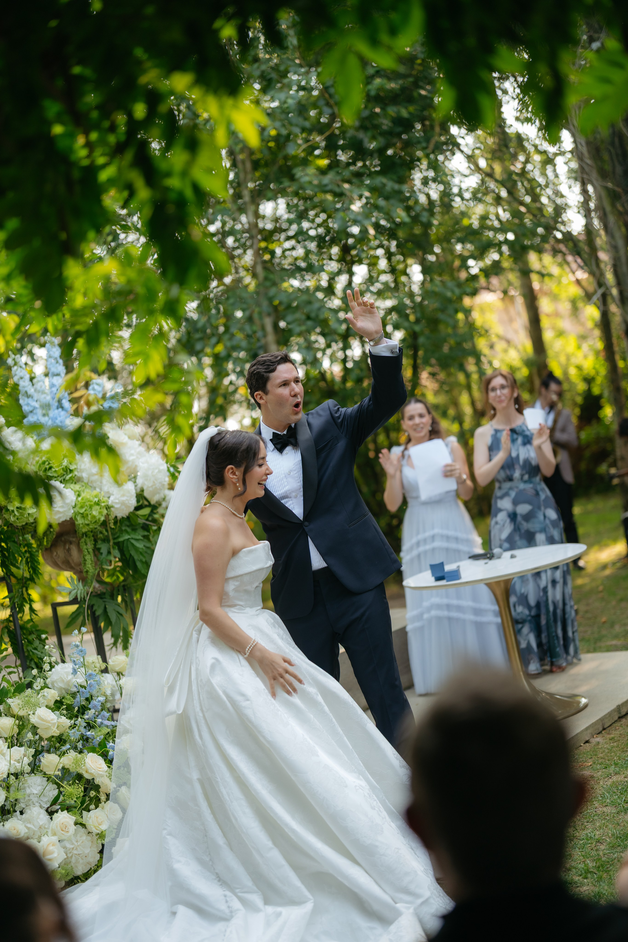 André and Gabrielle | A Timeless Garden Wedding at the Aqueduct