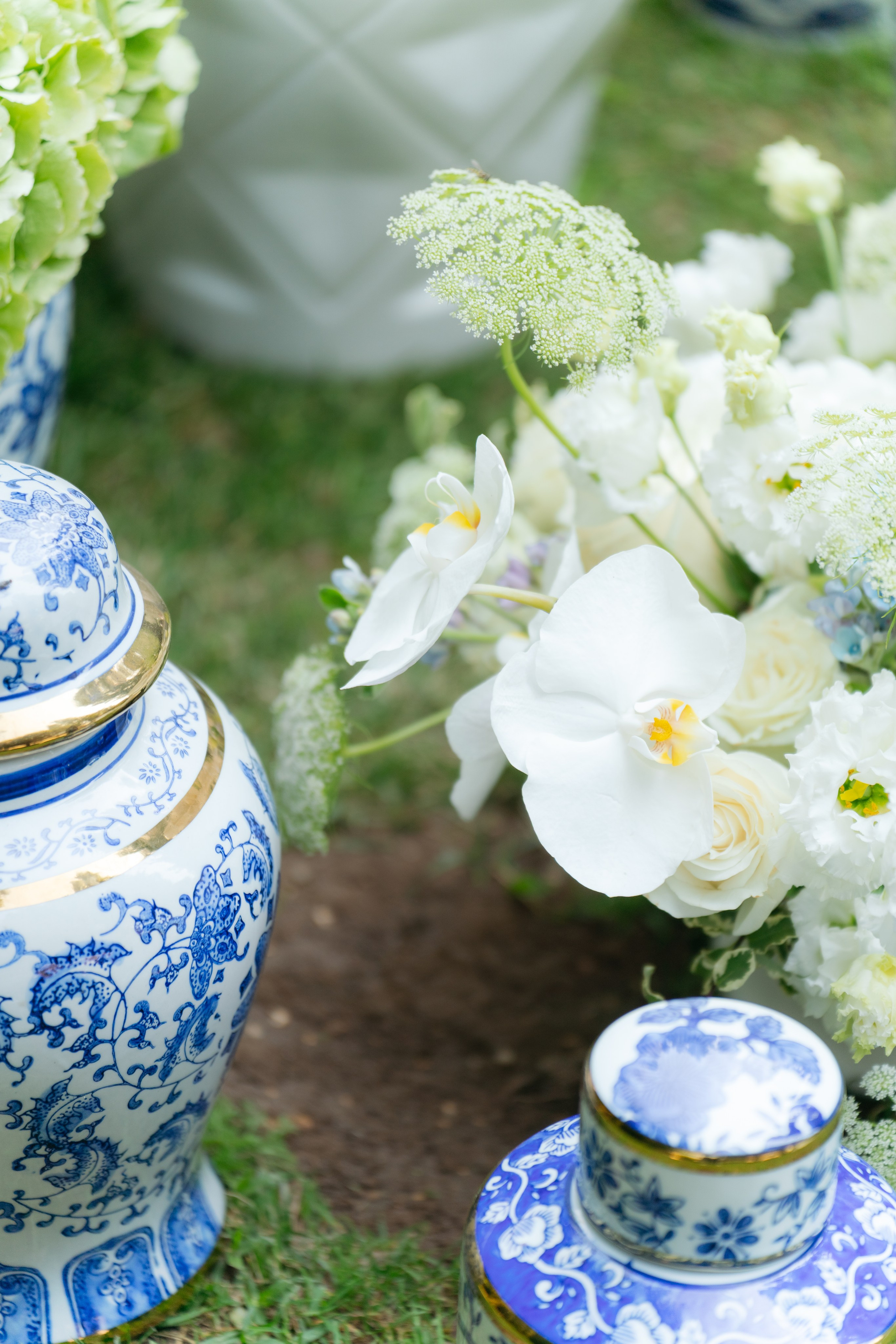 André and Gabrielle | A Timeless Garden Wedding at the Aqueduct