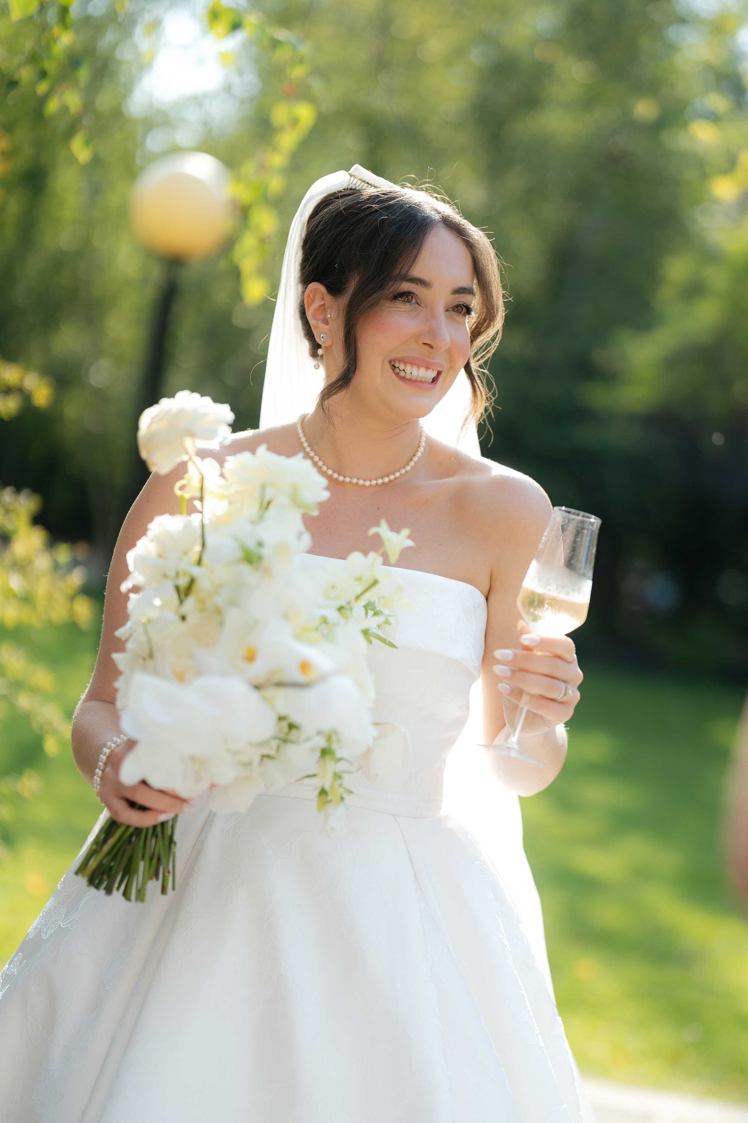 André and Gabrielle | A Timeless Garden Wedding at the Aqueduct