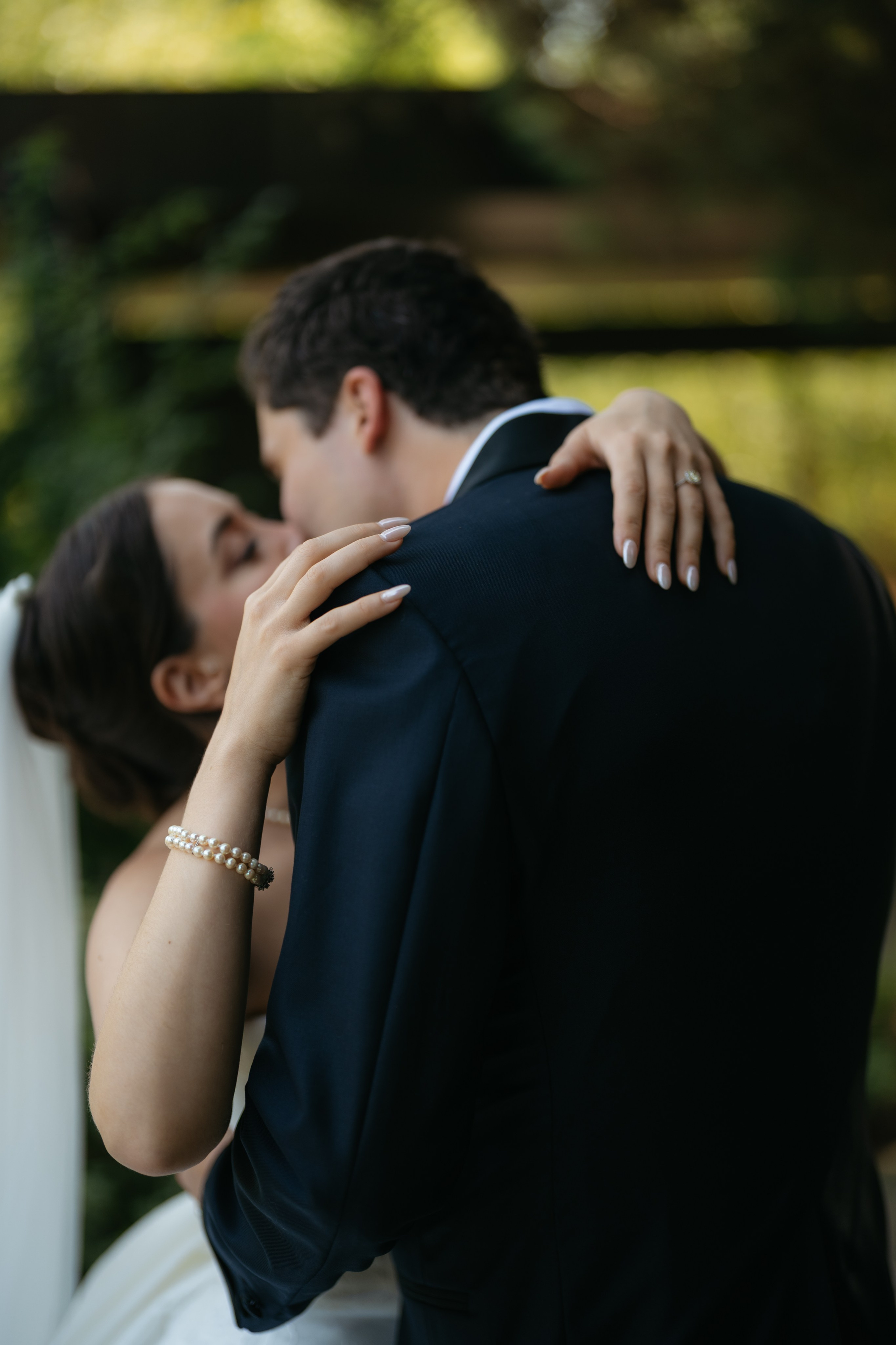 André and Gabrielle | A Timeless Garden Wedding at the Aqueduct