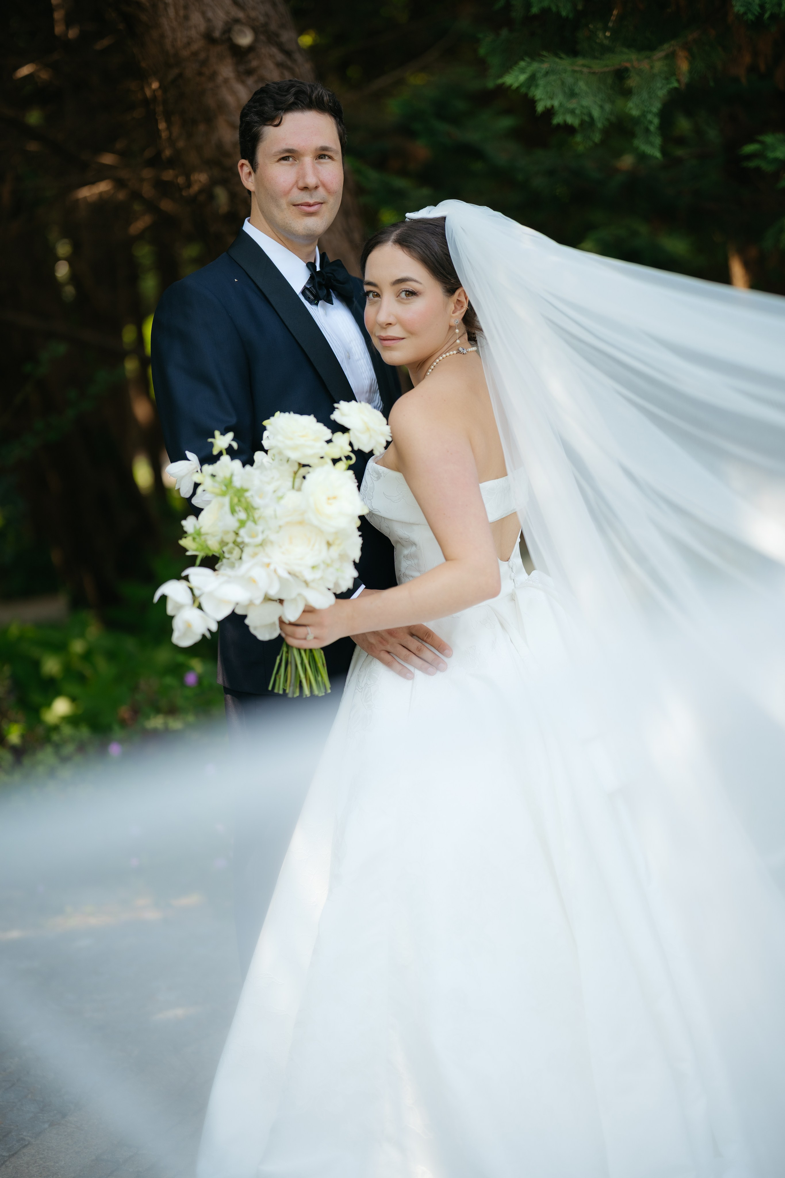 André and Gabrielle | A Timeless Garden Wedding at the Aqueduct