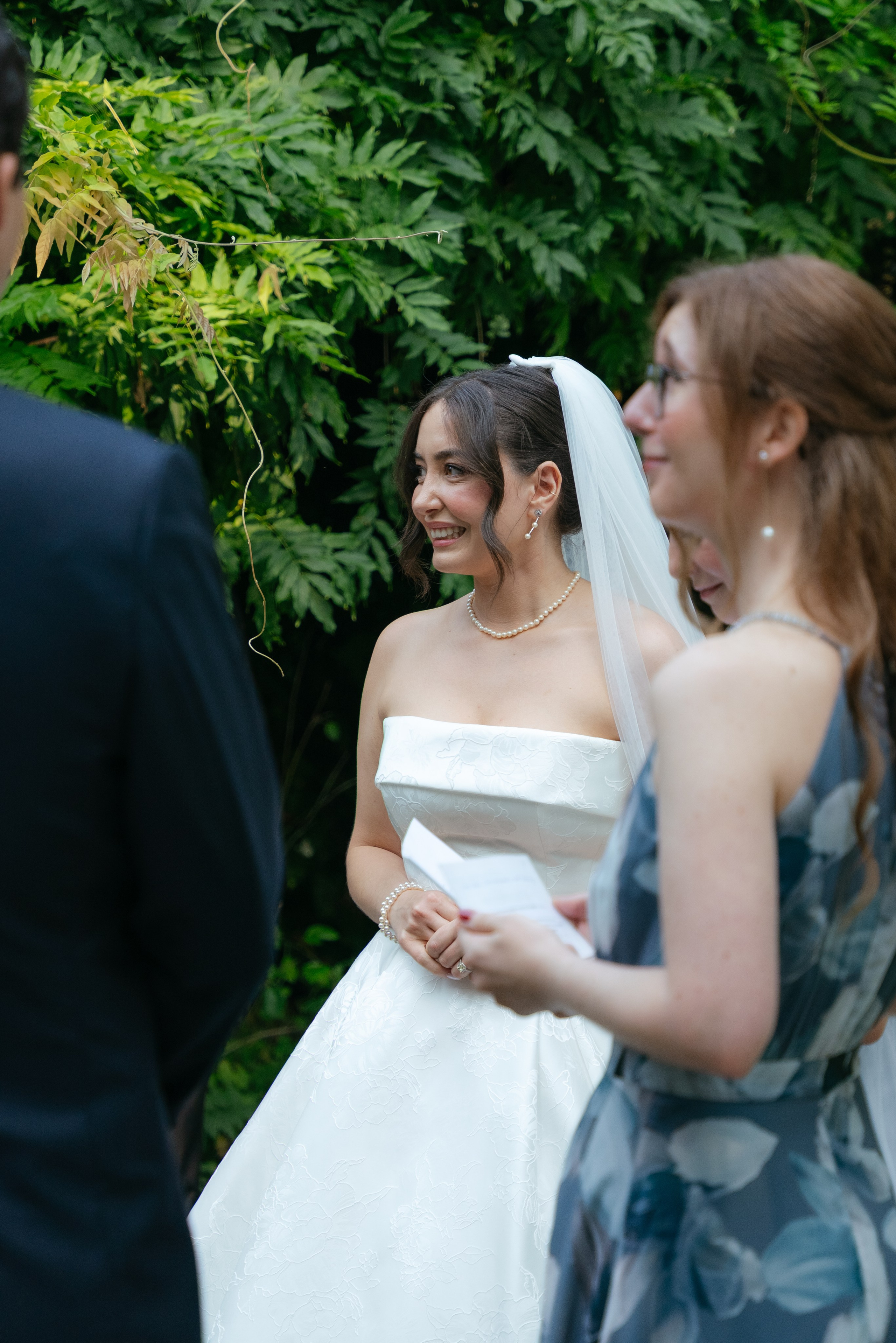 André and Gabrielle | A Timeless Garden Wedding at the Aqueduct