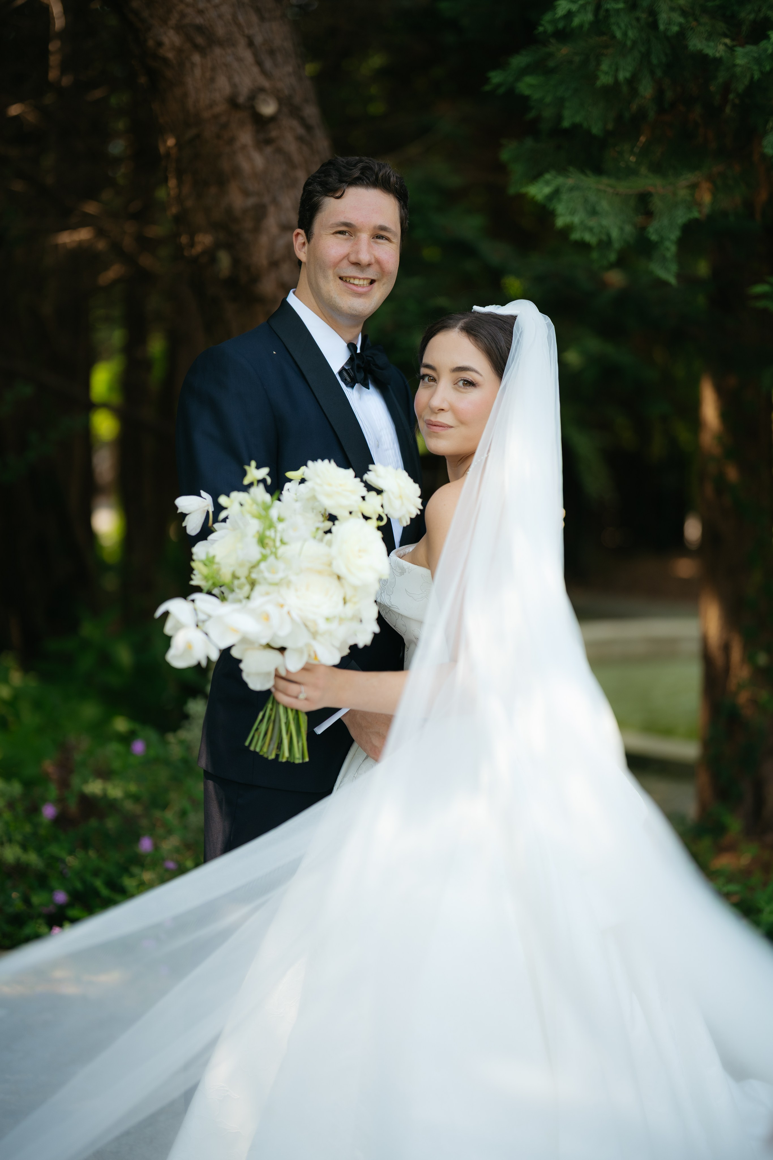 André and Gabrielle | A Timeless Garden Wedding at the Aqueduct